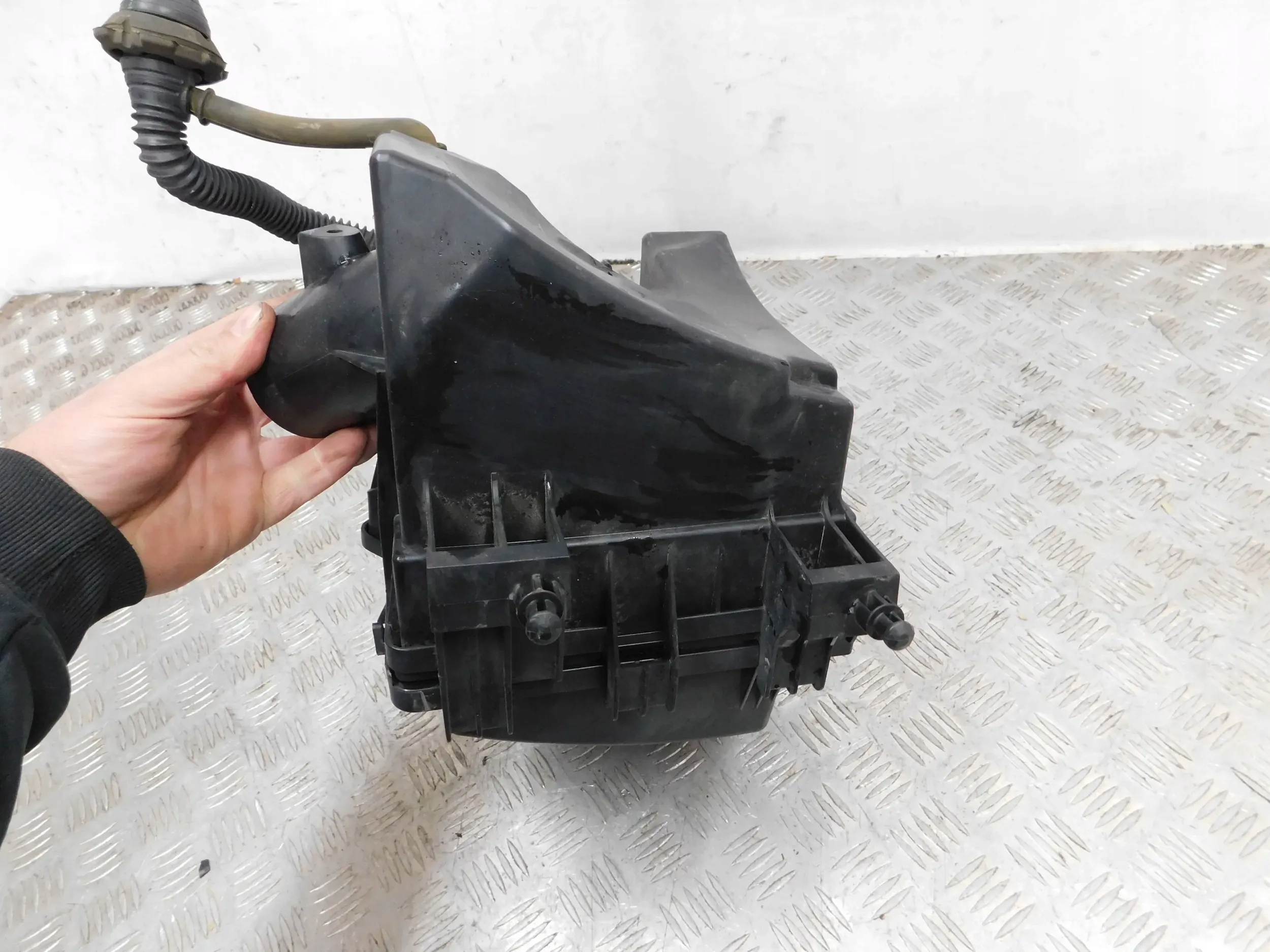 OBAL VZDUCHOVÉHO FILTERA OPEL MERIVA B 1.3 CDTI