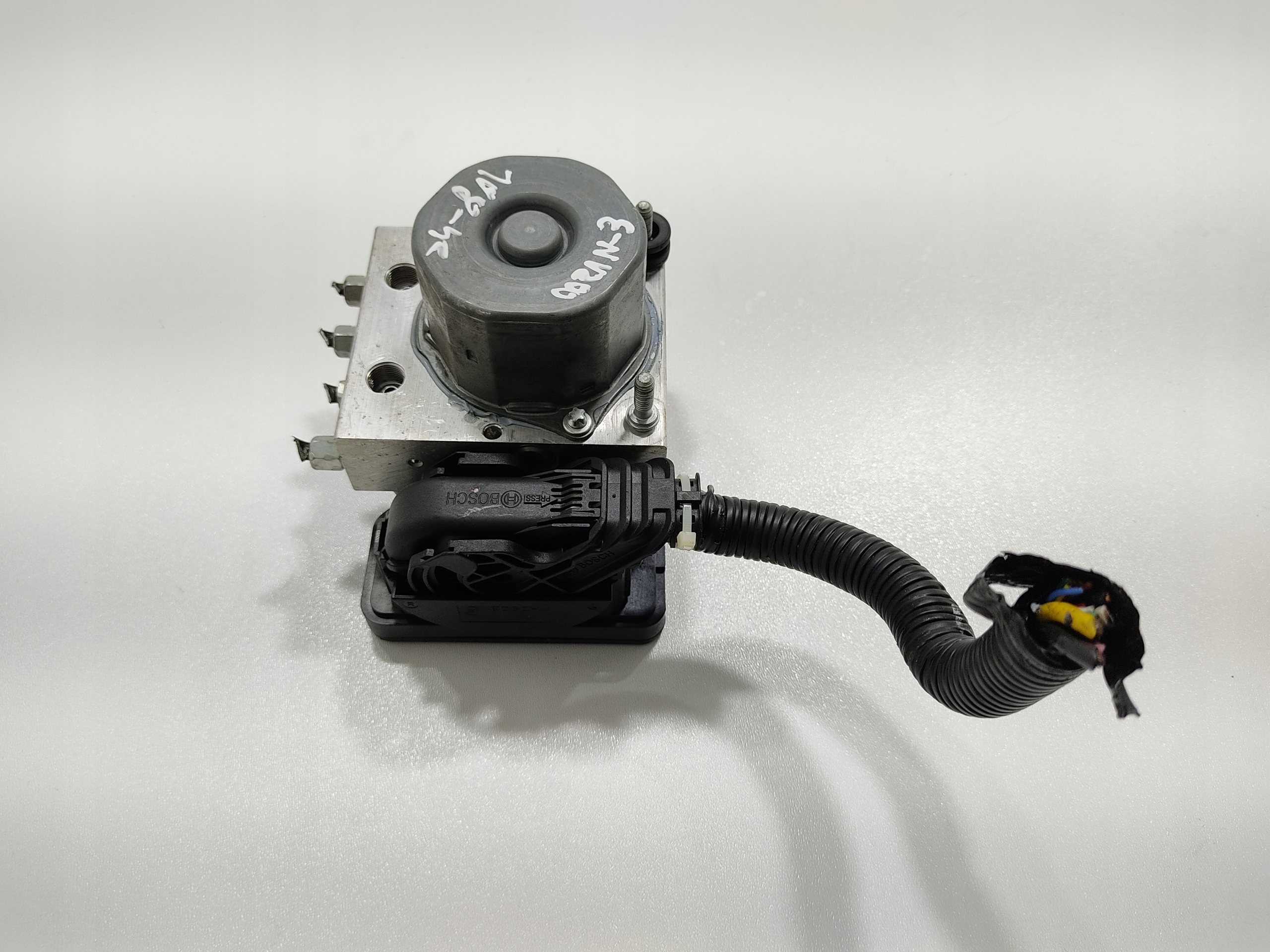 RIADIACA JEDNOTKA KOCKA ABS NISSAN E-NV200 476604FA01 0265243141 0265956165 2014-21
