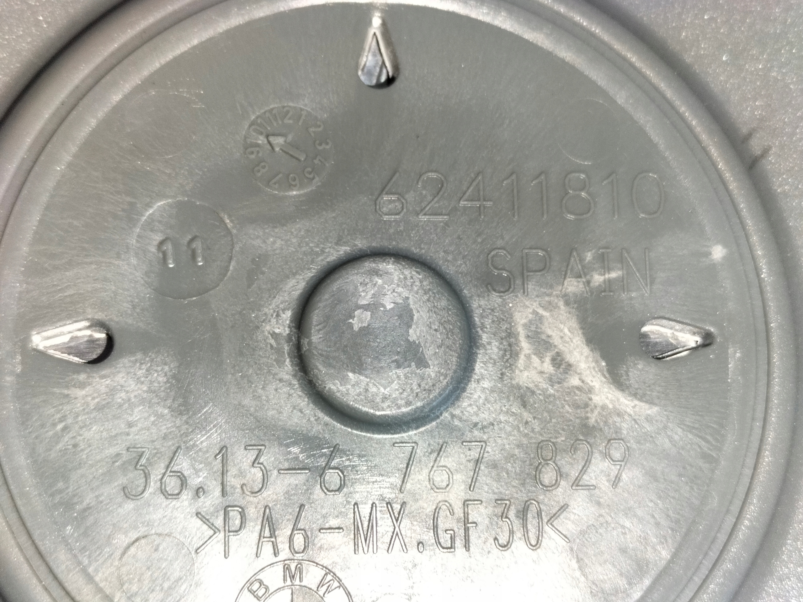 KRYT KOLESAek PUKLICA KOLESA BMW 7 E65 E66 01-