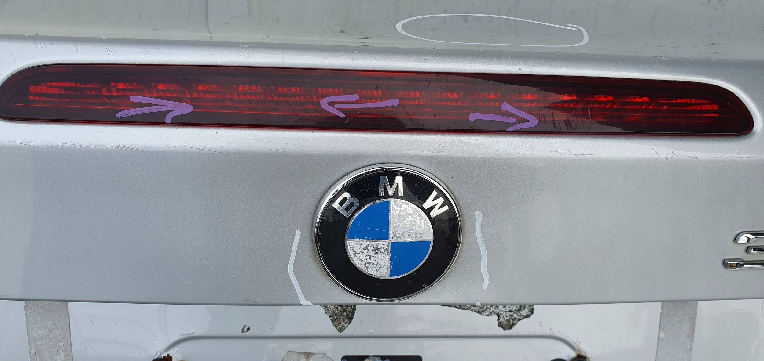 BMW 3 E93 2013 ZADNA KAPOTA