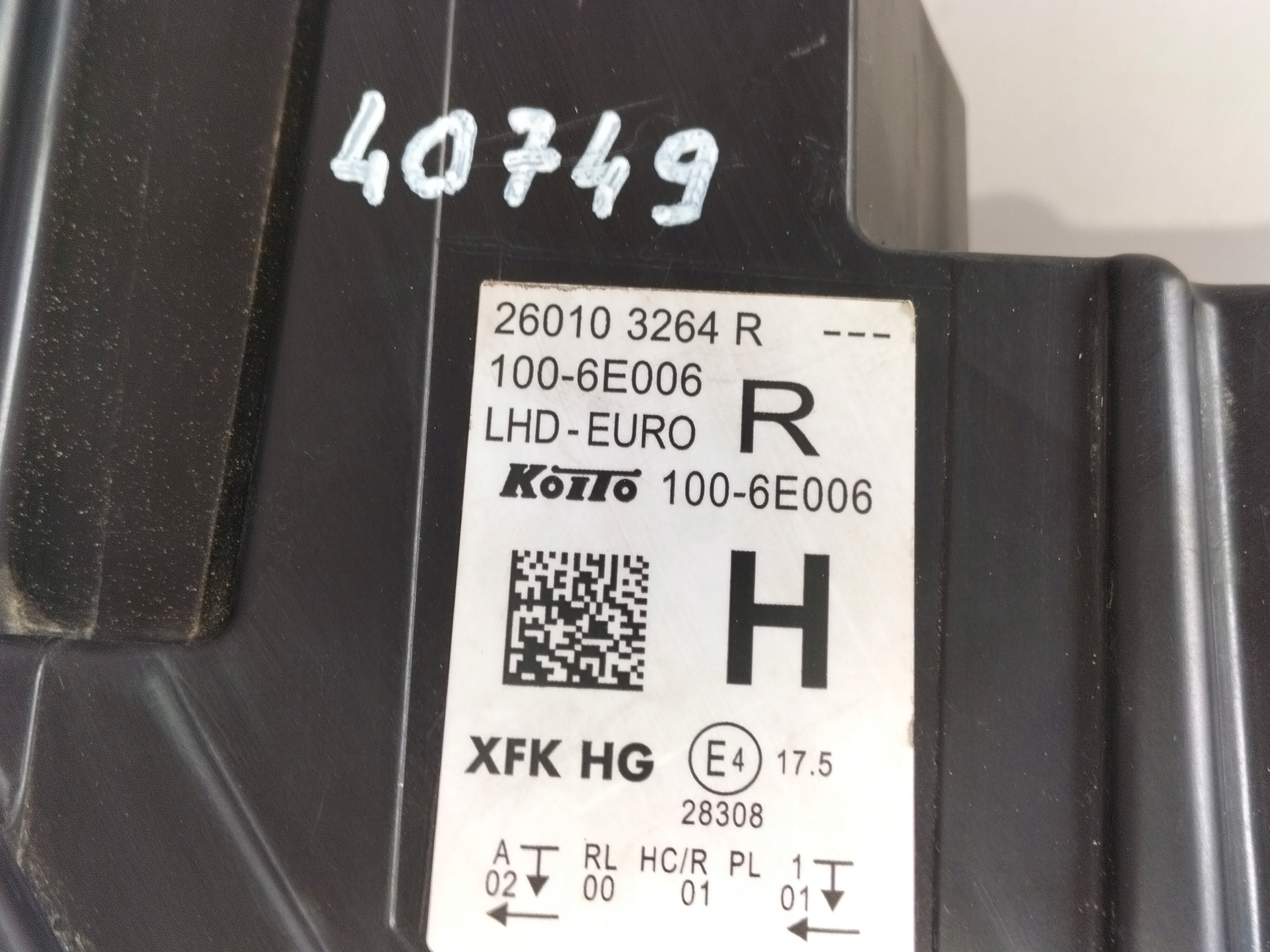 PRAVE PREDNE SVETLO RENAULT KANGOO 4 IV 21- FULL LED