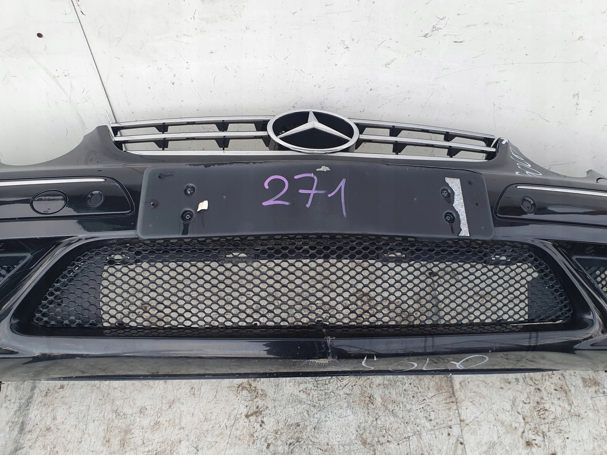 MERCEDES W 209 CLK AMG PREDNÝ NÁRAZNÍK