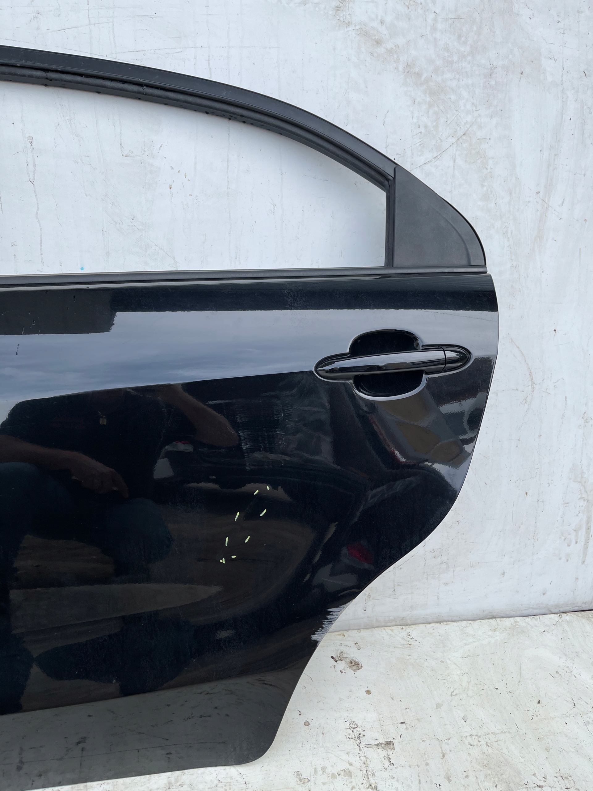 ĽAVÉ ZADNÉ DVERE KIA RIO III HB 11-