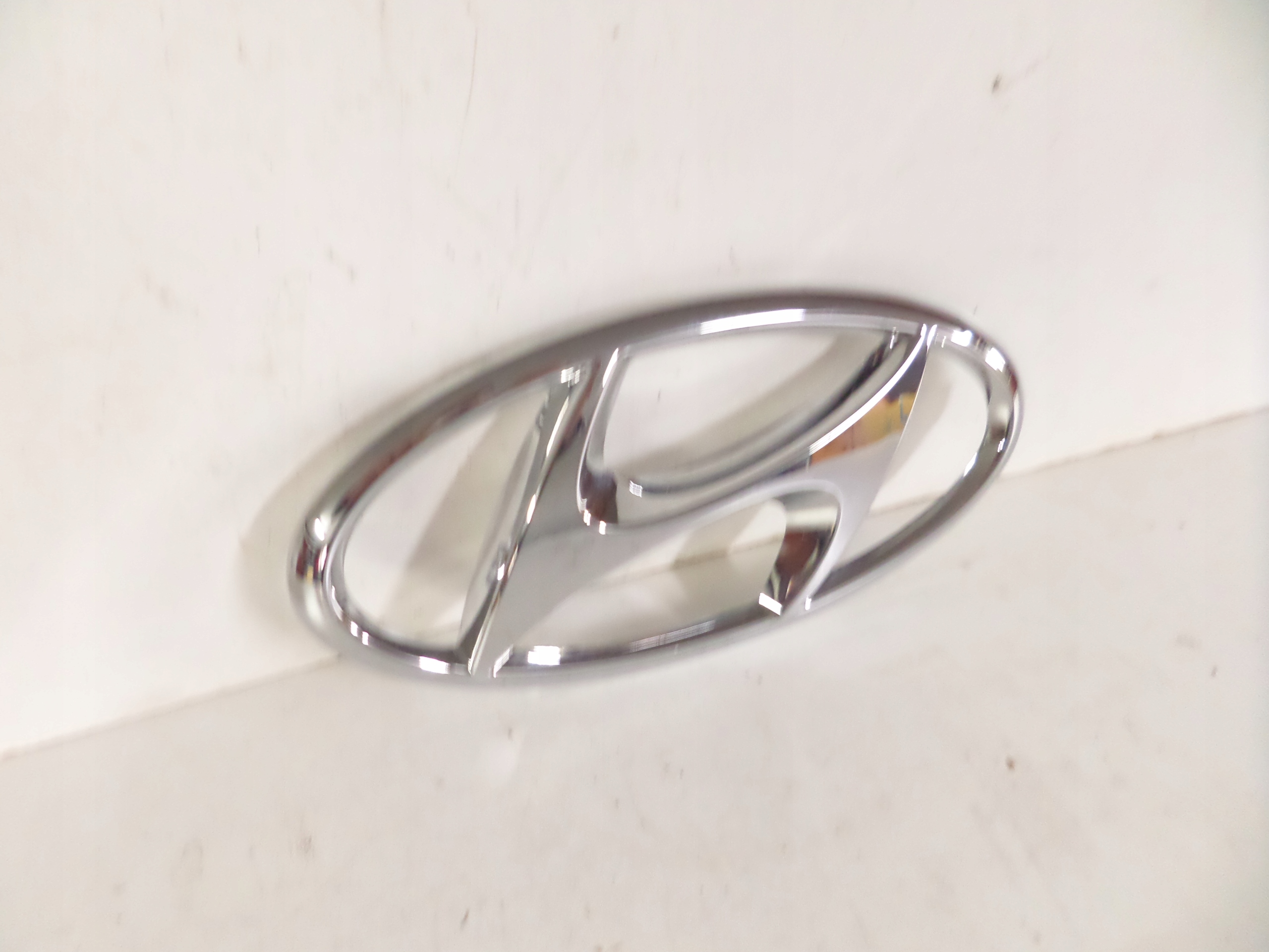 PREDNY ZNAK LOGO HYUNDAI TUCSON IV 20-