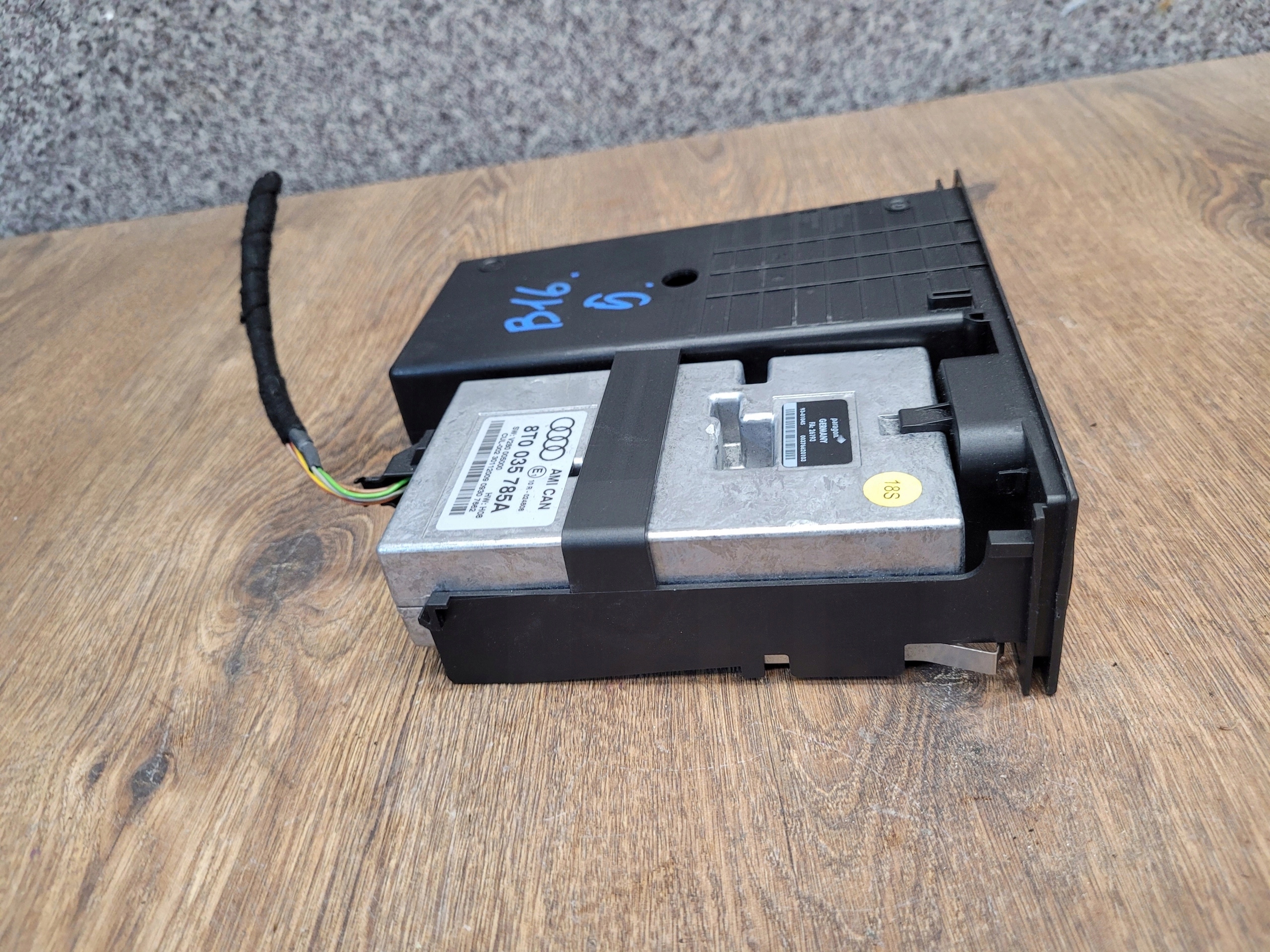 AUDI A4 B8 MODUL MMI 8T0035785A