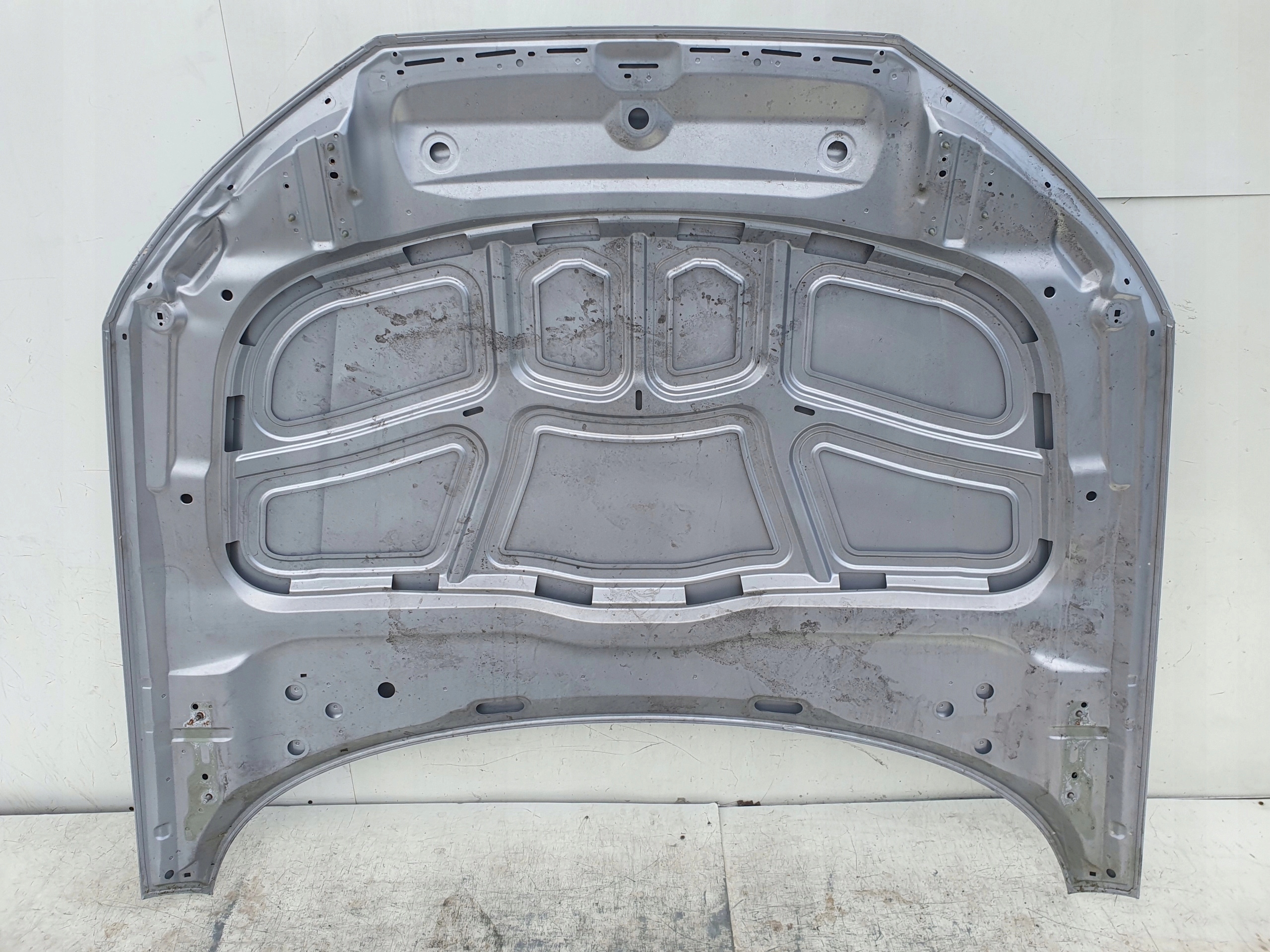 AUDI A4 B9 PREDNA KAPOTA