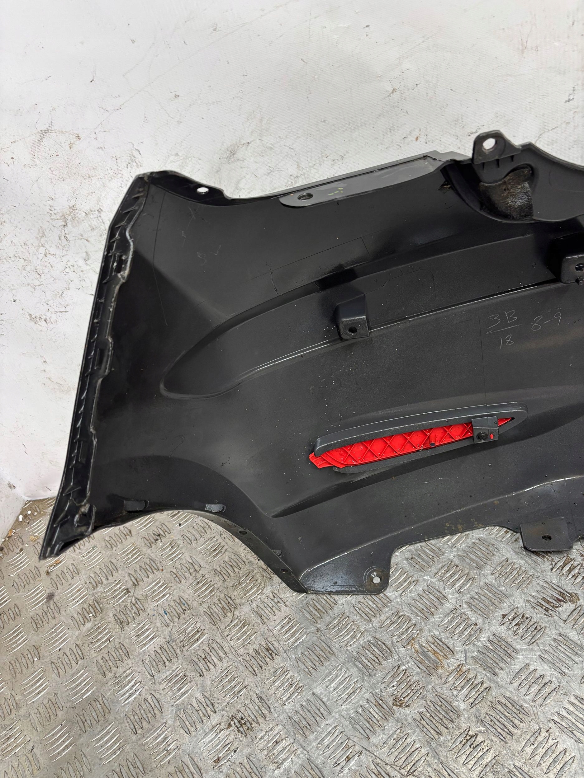ZADNÝ NÁRAZNÍK HYUNDAI I10 LIFT 10-13