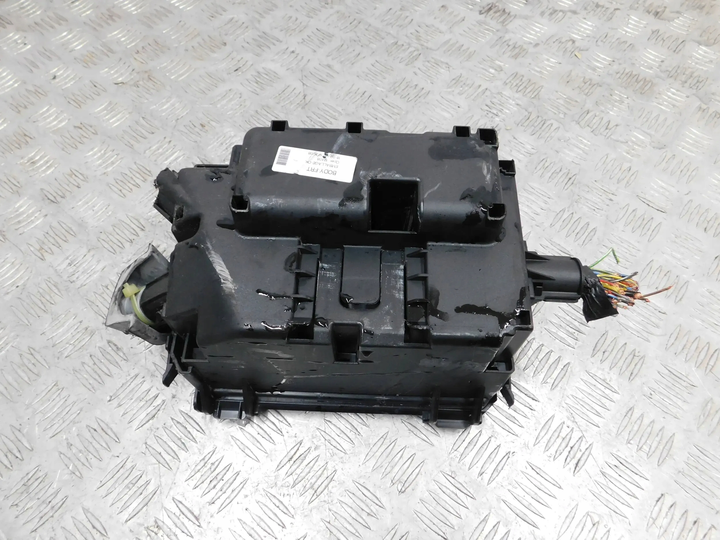 POISTKOVA SKRINKA OPEL MERIVA B