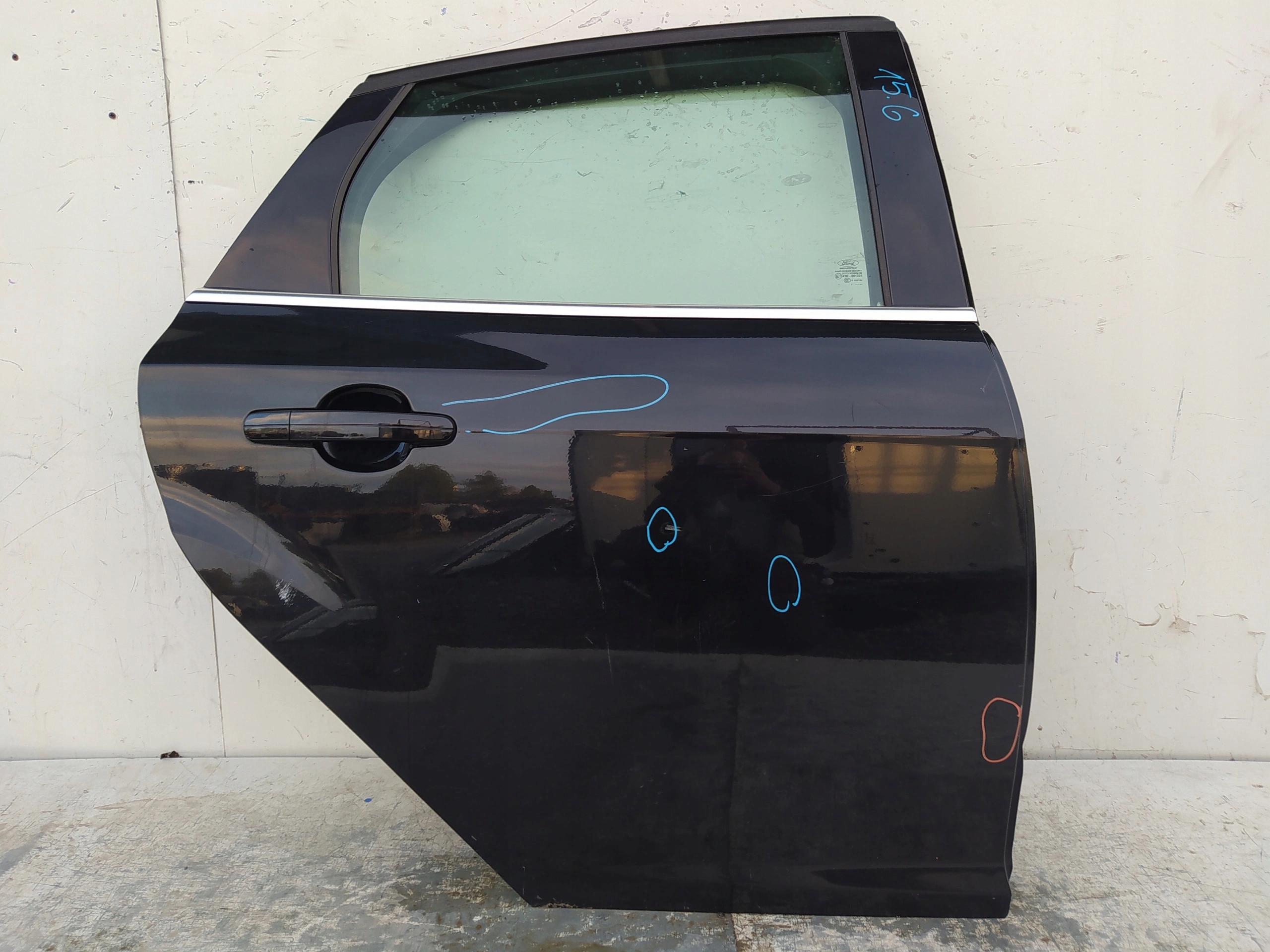 FORD FOCUS MK3 HB PRAVE ZADNE DVERE