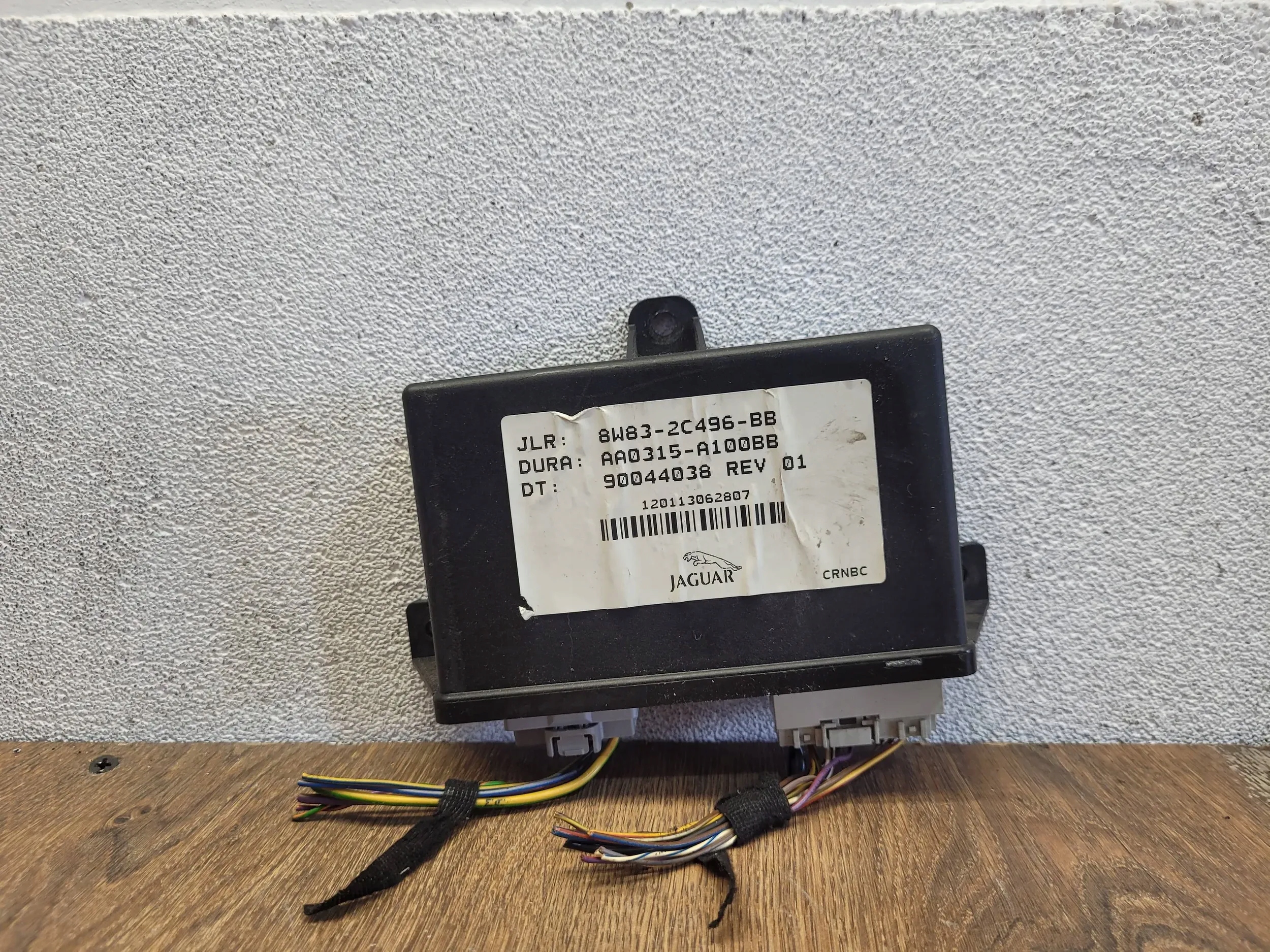 Jaguar XF x250 lift 8W83-2C496-BB MODUL RUČNEJ BRZDY