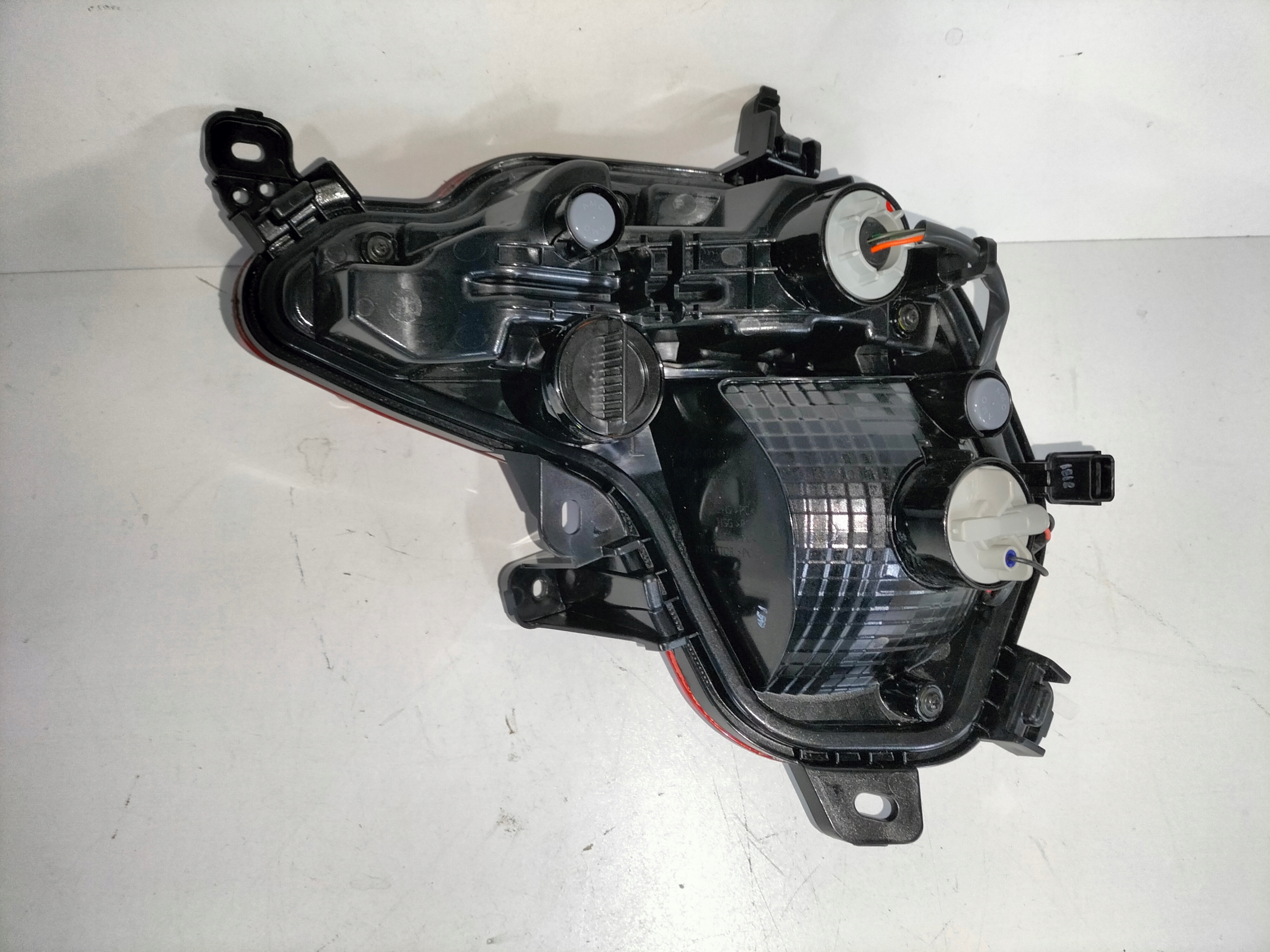LAVE ZADNE SVETLO HYUNDAI TUCSON 4 IV 20- N-LINE