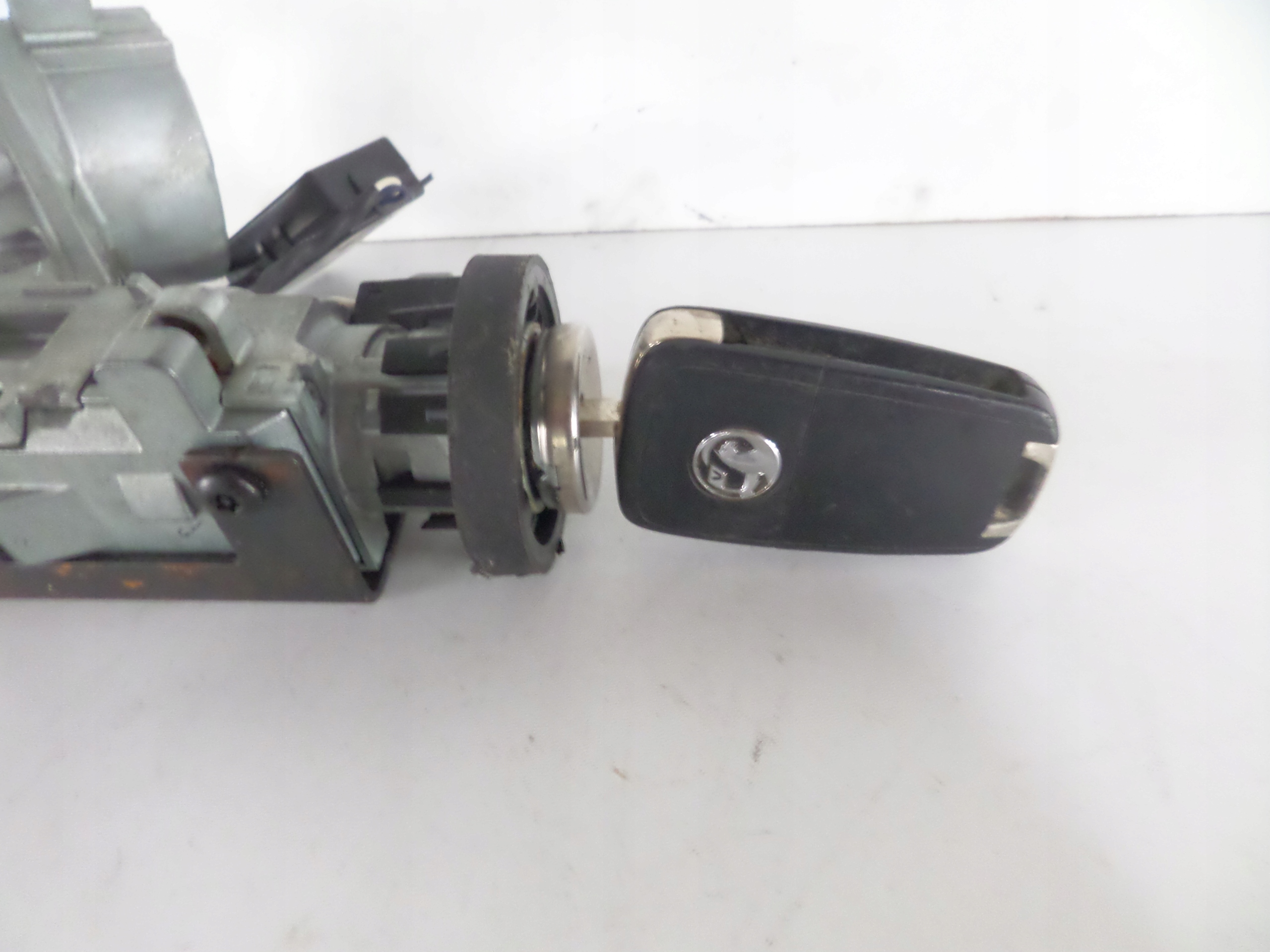 SPINACIA SKRINKA OPEL INSIGNIA A 08-