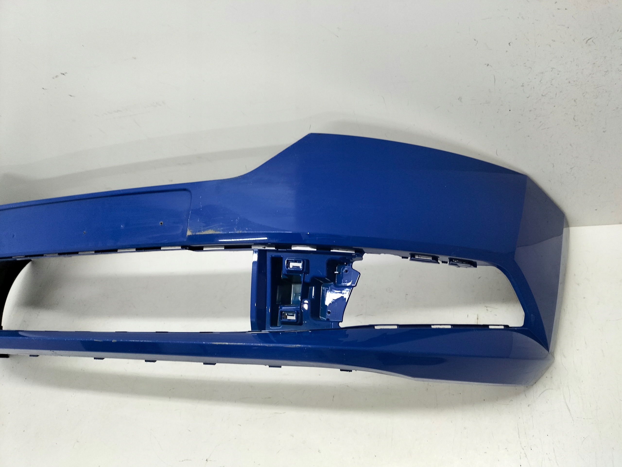 PREDNÝ NÁRAZNÍK SKODA FABIA III LIFT 18-