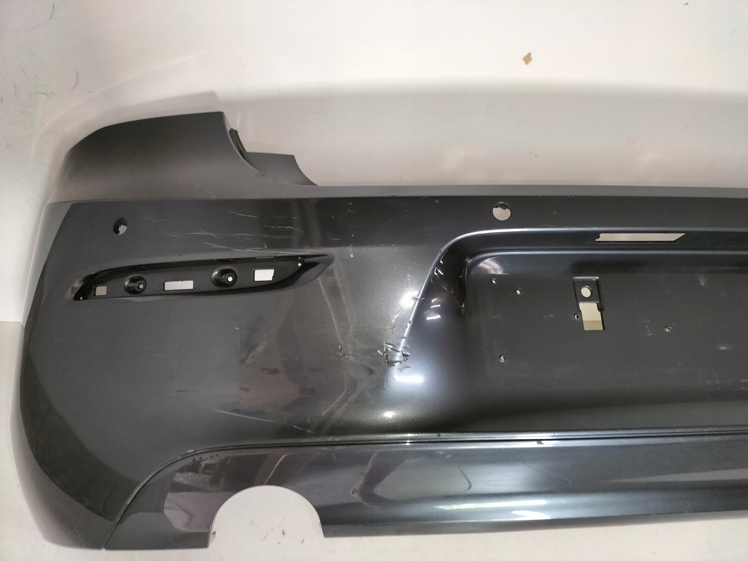 ZADNÝ NÁRAZNÍK BMW 1 F20 LIFT LCI 15-