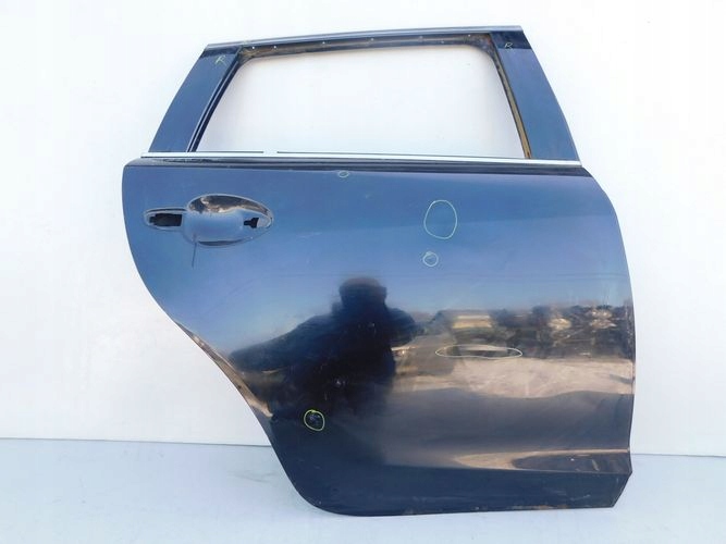 MAZDA 6 KOMBI 12-18 PRAVE ZADNE DVERE