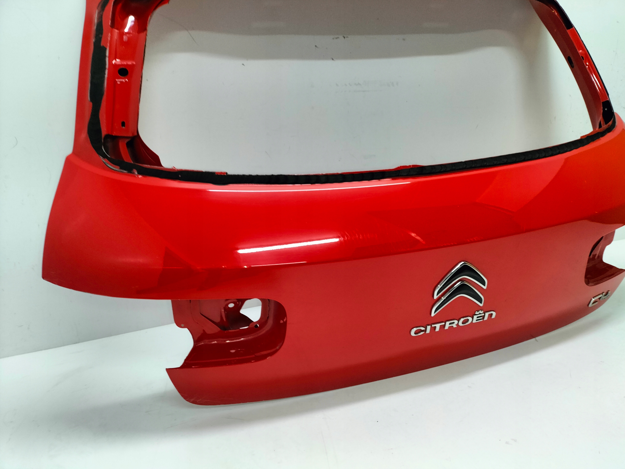ZADNÁ KAPOTA CITROEN C4 CACTUS LIFT 18-