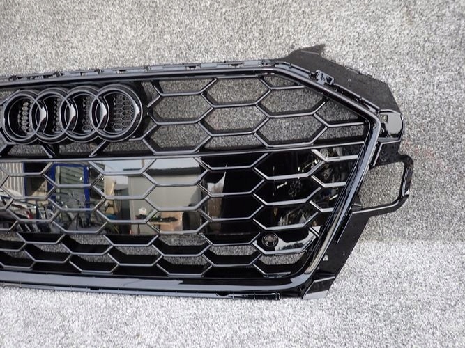 AUDI A4 B9 S-LINE 8W0 LIFT 19- MRIEZKA LISTA 8W0853651EB