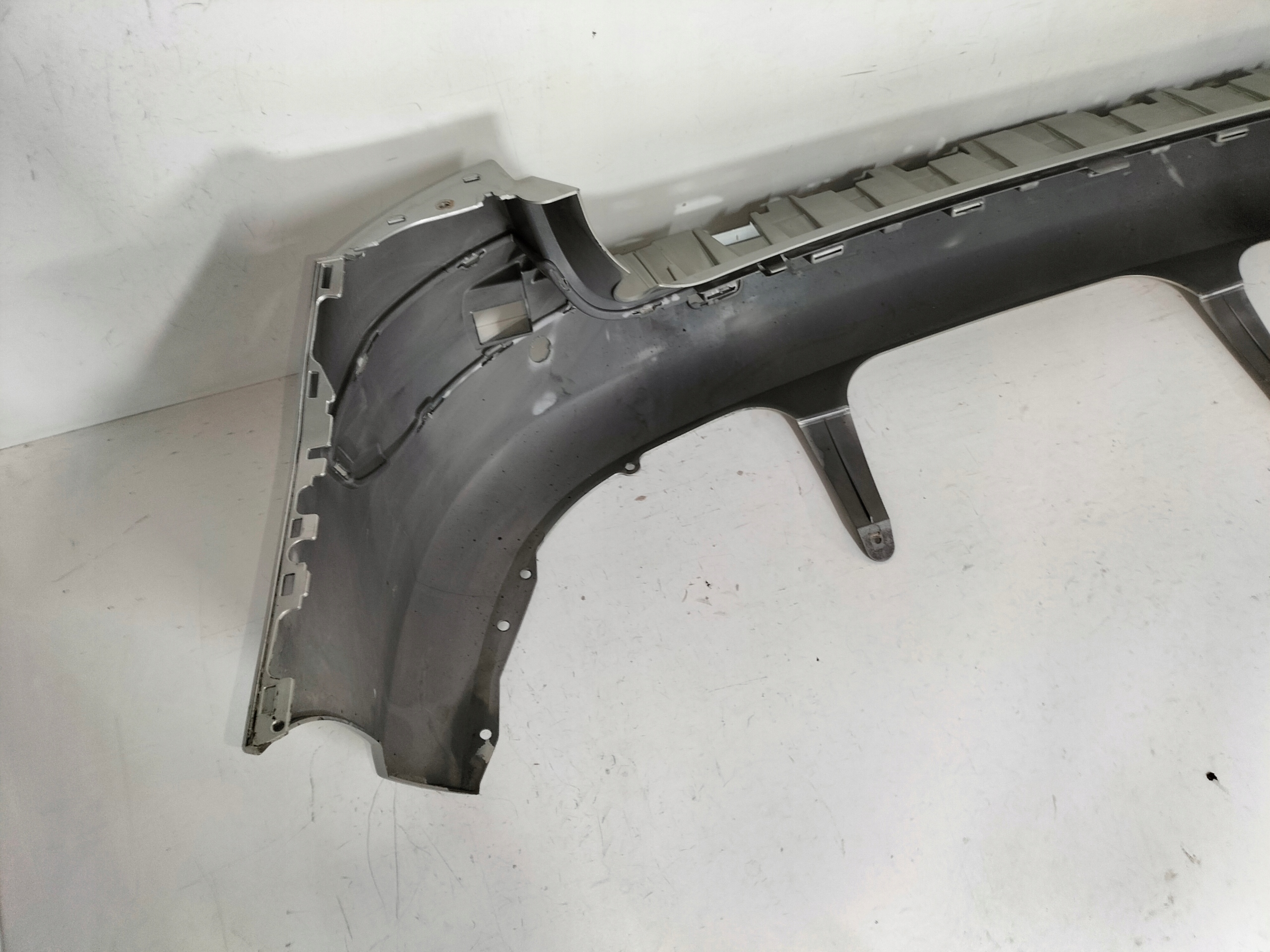 ZADNÝ NÁRAZNÍK PEUGEOT 308 I 07-11 KOMBI