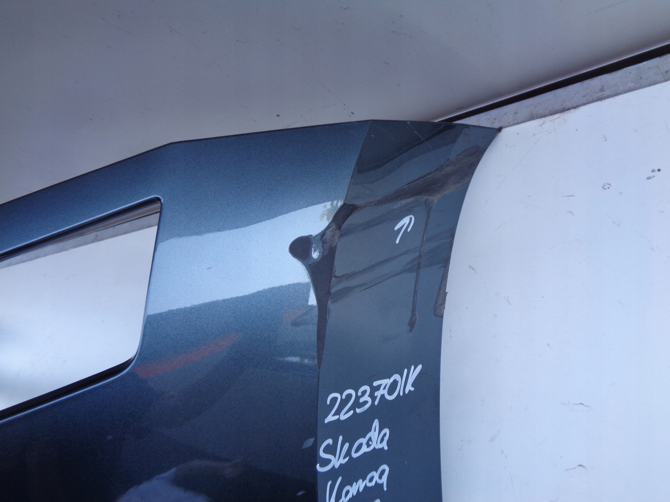 PREDNÝ NÁRAZNÍK SKODA KAROQ 57A 17- NR 22370
