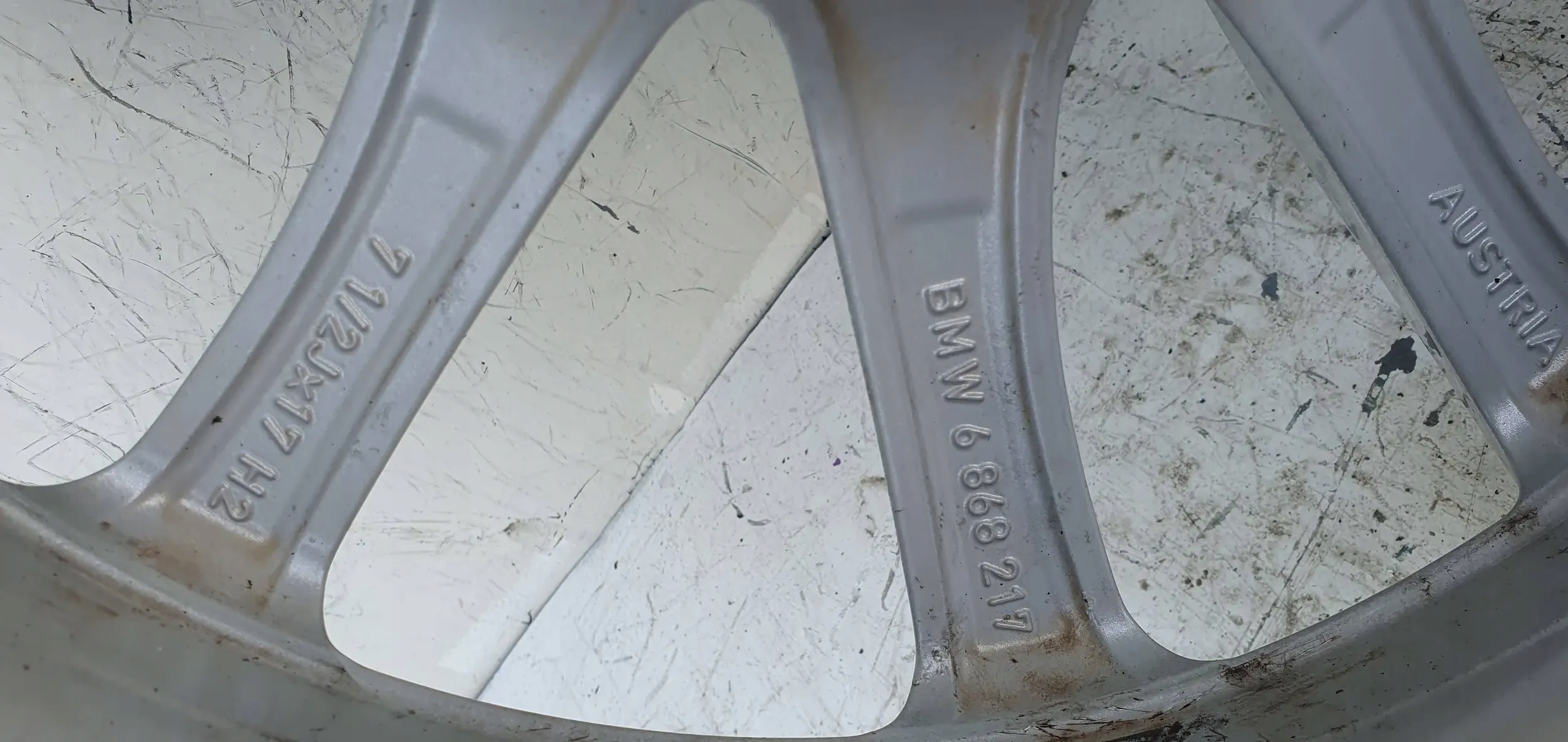 BMW 5 G30 G31 6868217 KOLESA HLINIKOVE 17