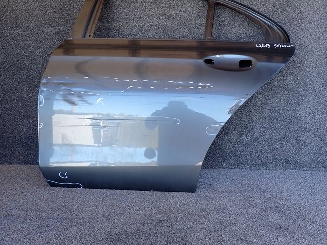 MERCEDES W213 213 E-KLASA SEDAN LAVE ZADNE DVERE