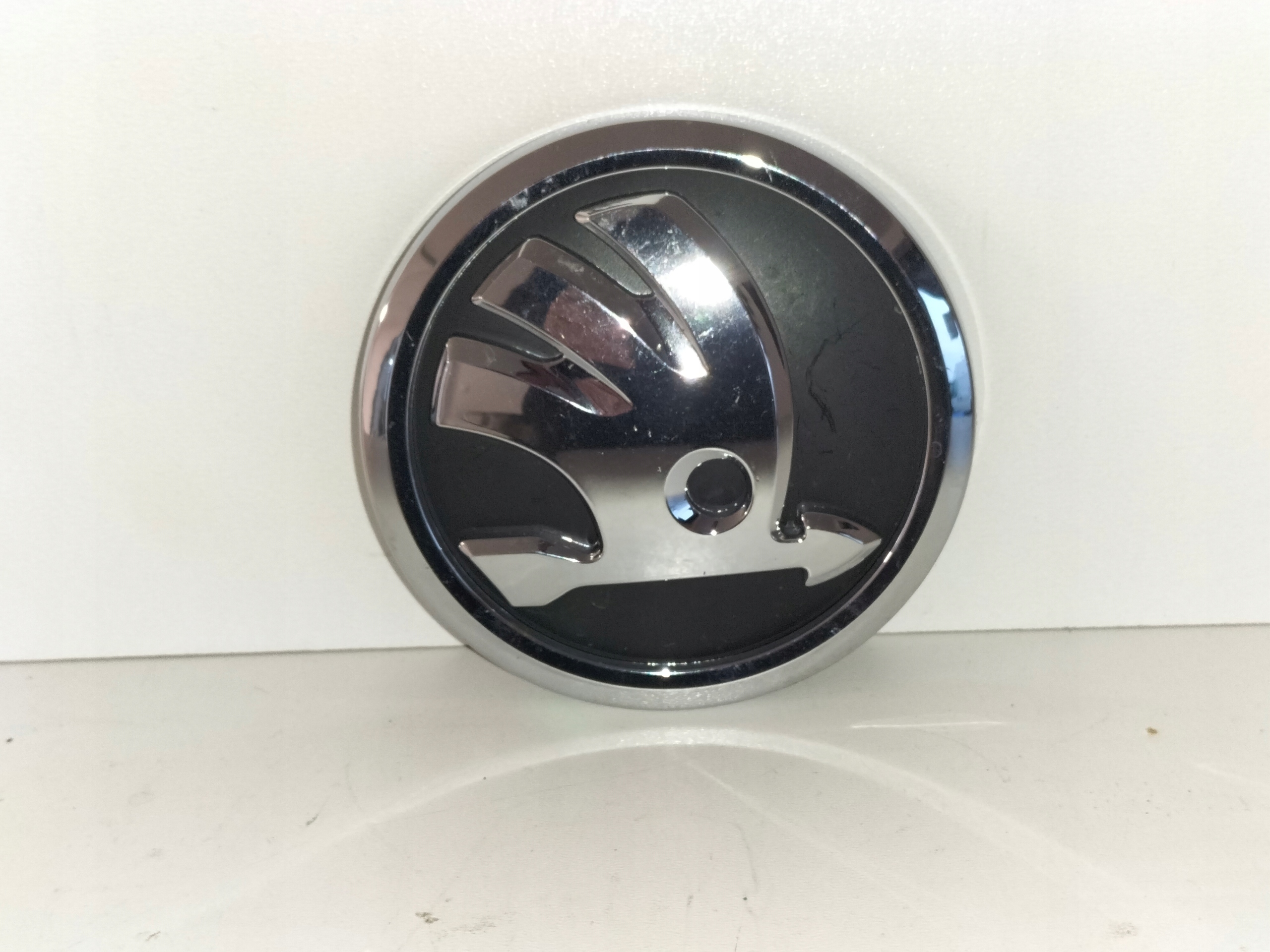 ZNAK EMBLEM logo SKODA FABIA II 07- ROOMSTER 06- RAPID