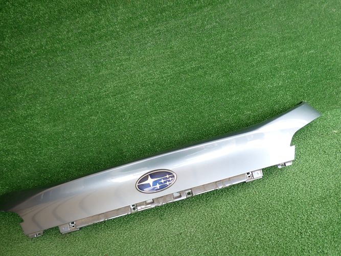 SUBARU LEVORG BLENDA LISTA ZADNEJ KAPOTY