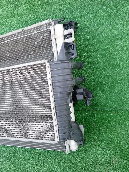 VW T6 CHLADIC VODY KLIMATIZACIE INTERCOOLER kpl