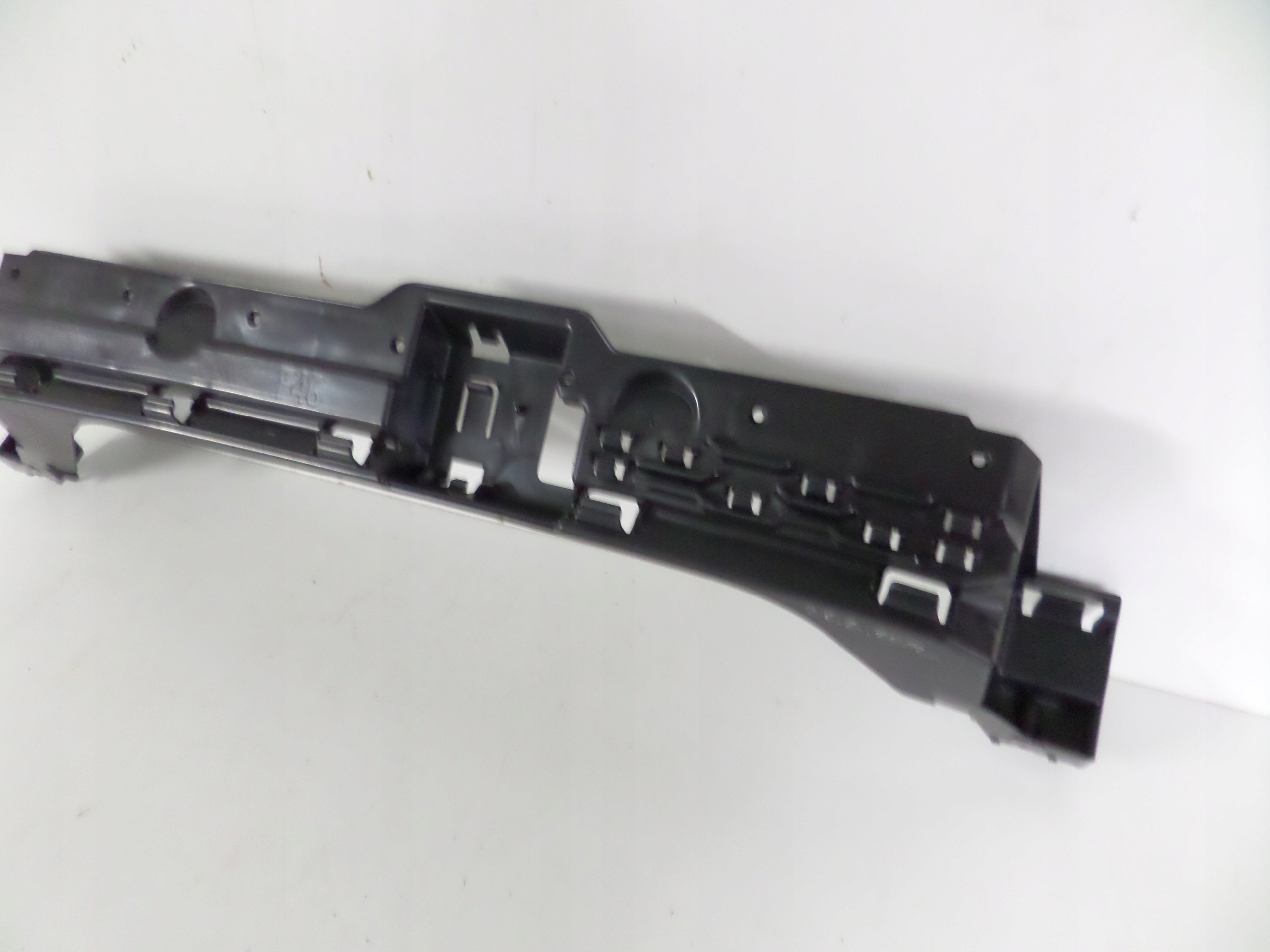 LISTA ZADNEHO NARAZNIKA BMW 2 F46 14-