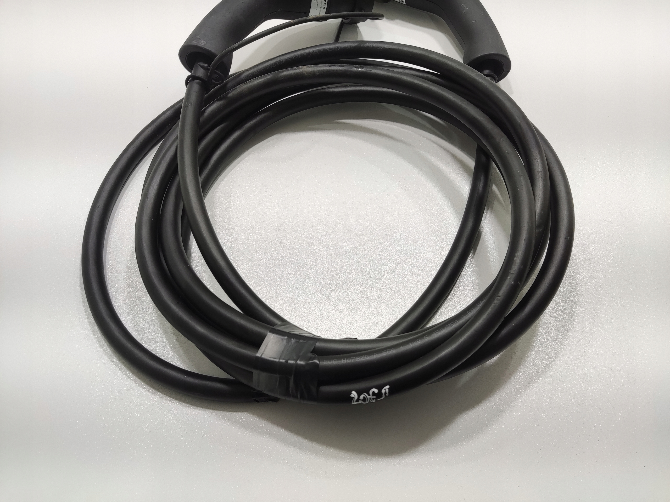 KABEL HADICA ŁADOWARKA ZOE II 296904592R 32A 2019-2024