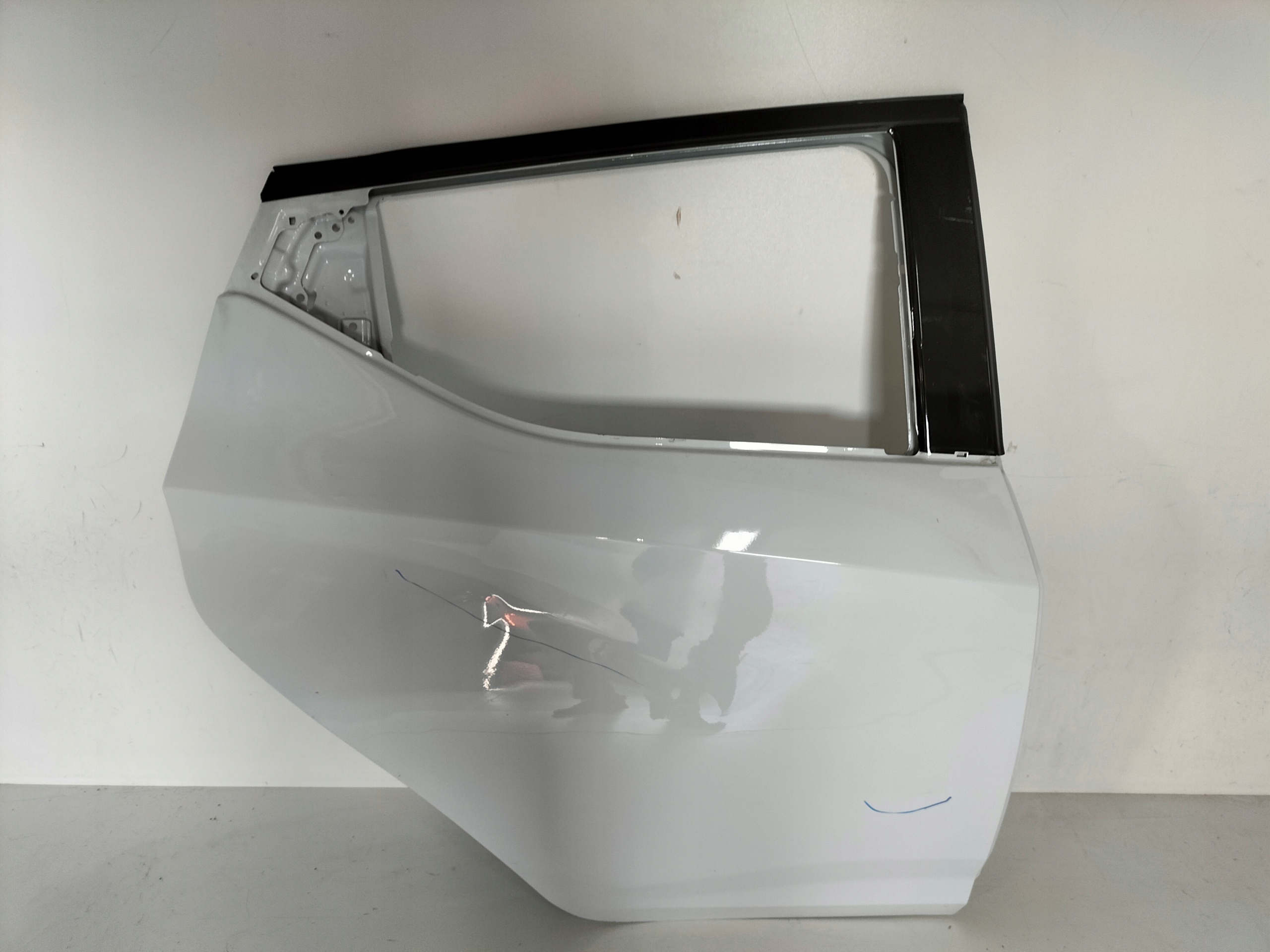 PRAVE ZADNE DVERE NISSAN MICRA K14 17-