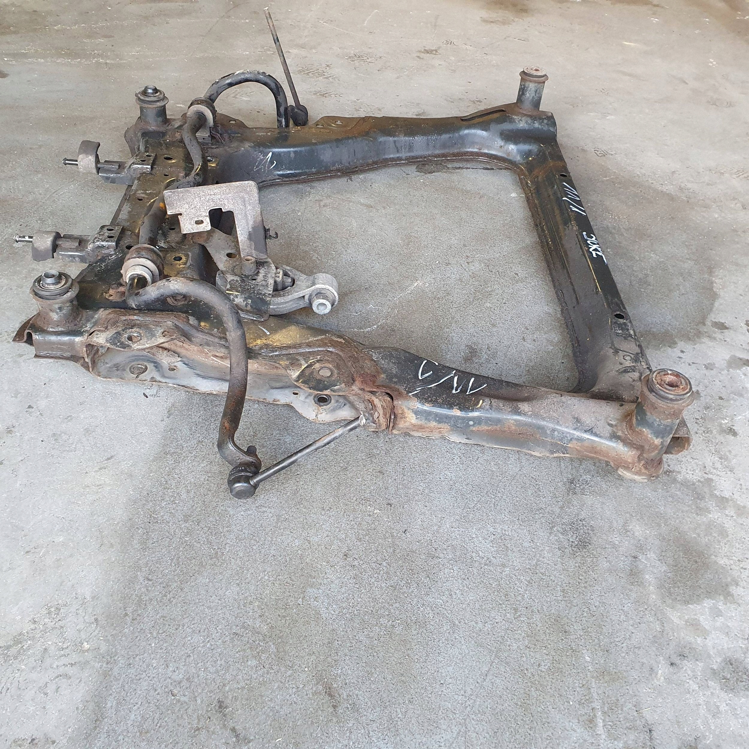 Nissan Juke I F15 1.5 dci PREDNA NAPRAVA MOTORA PREDNÝ