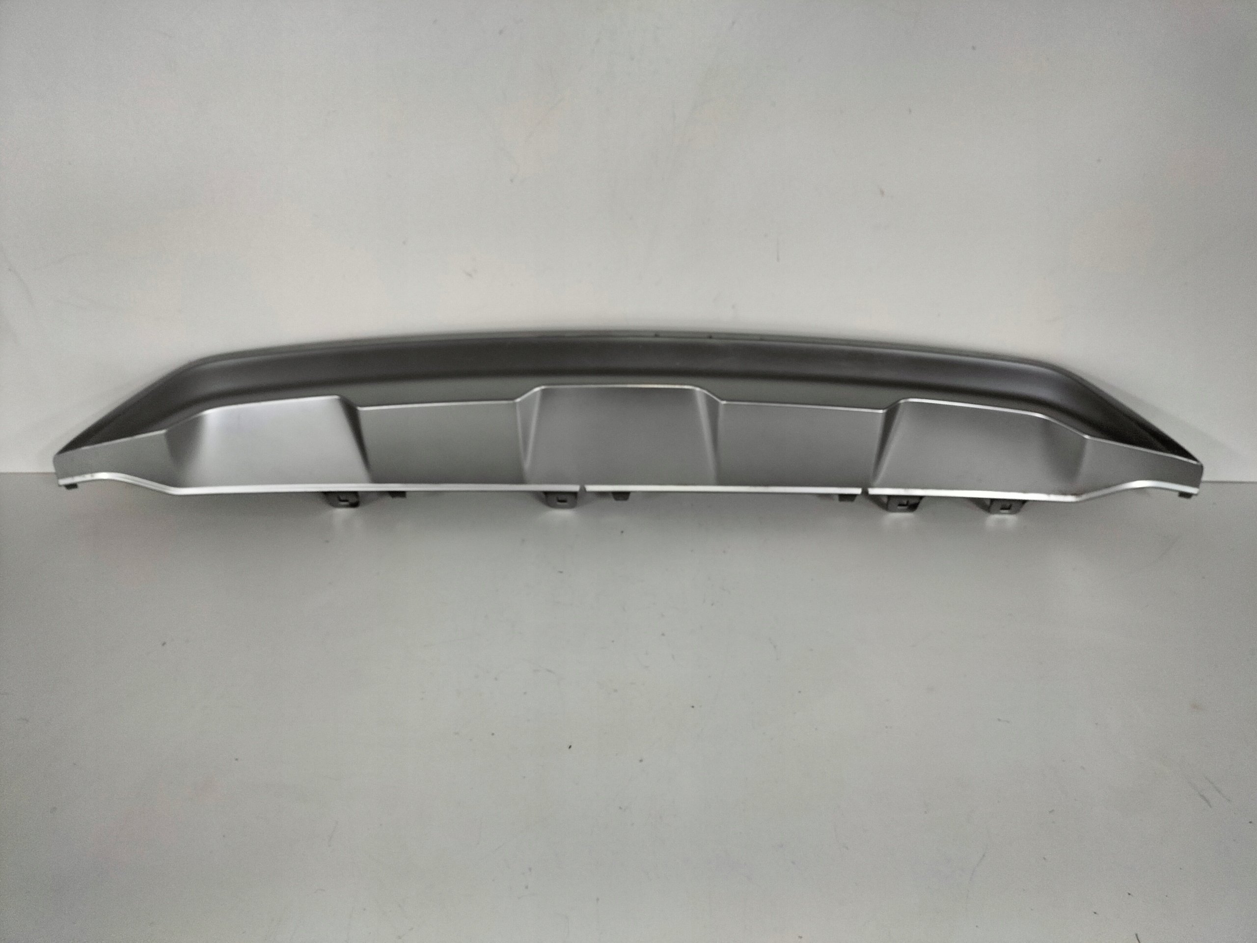 SPOJLER LIŠTA ZADNÉHO NÁRAZNÍKA AUDI A6 C8 18- KOMBI ALLROAD QUATTRO