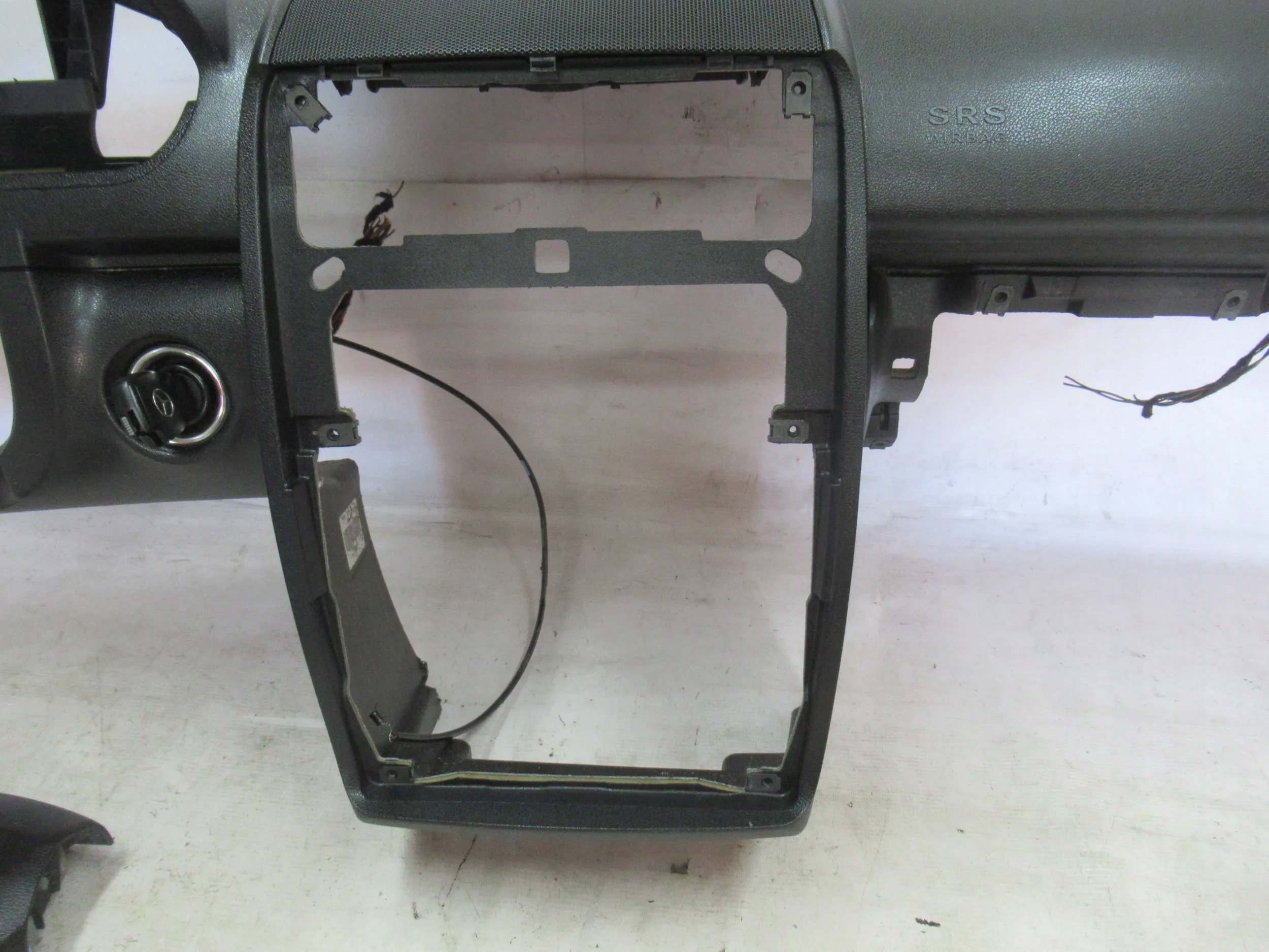 PRÍSTROJOVÁ DOSKA AIRBAG MERCEDES A KLASA W169