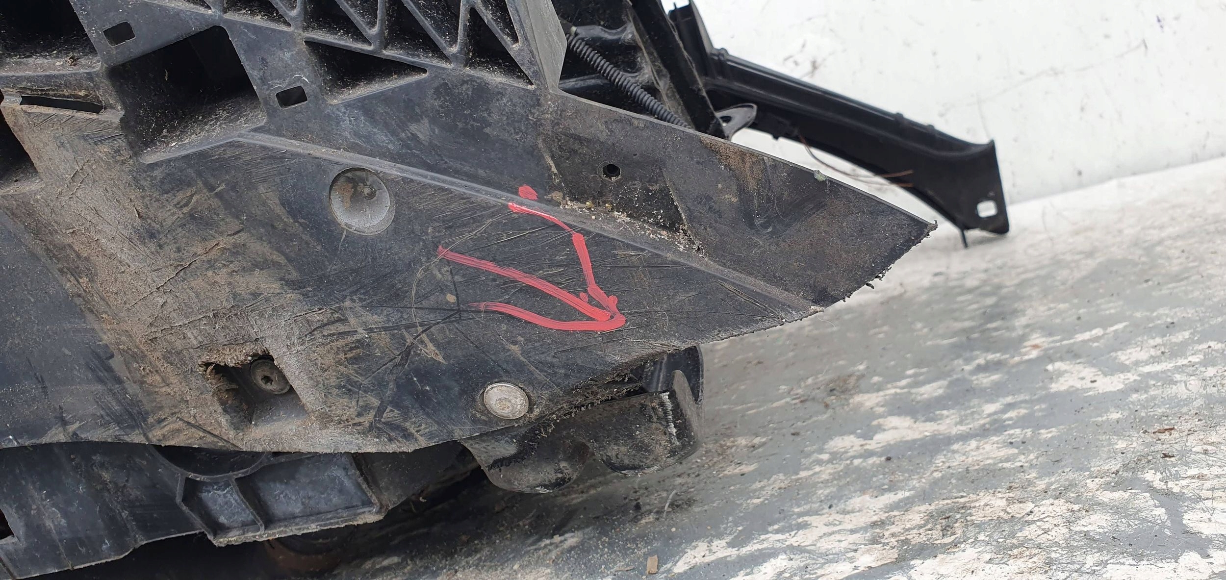 Audi A3 lift 8P 1.6 fsi 08-012 8P0805594C PREDNE CELO