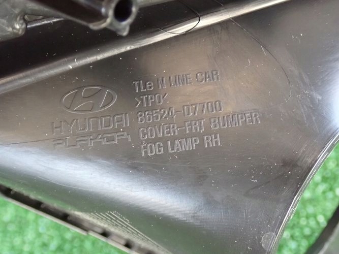 HYUNDAI TUCSON III N-LINE LIFT 18- PRAVA MRIEZKA 86542-D7700