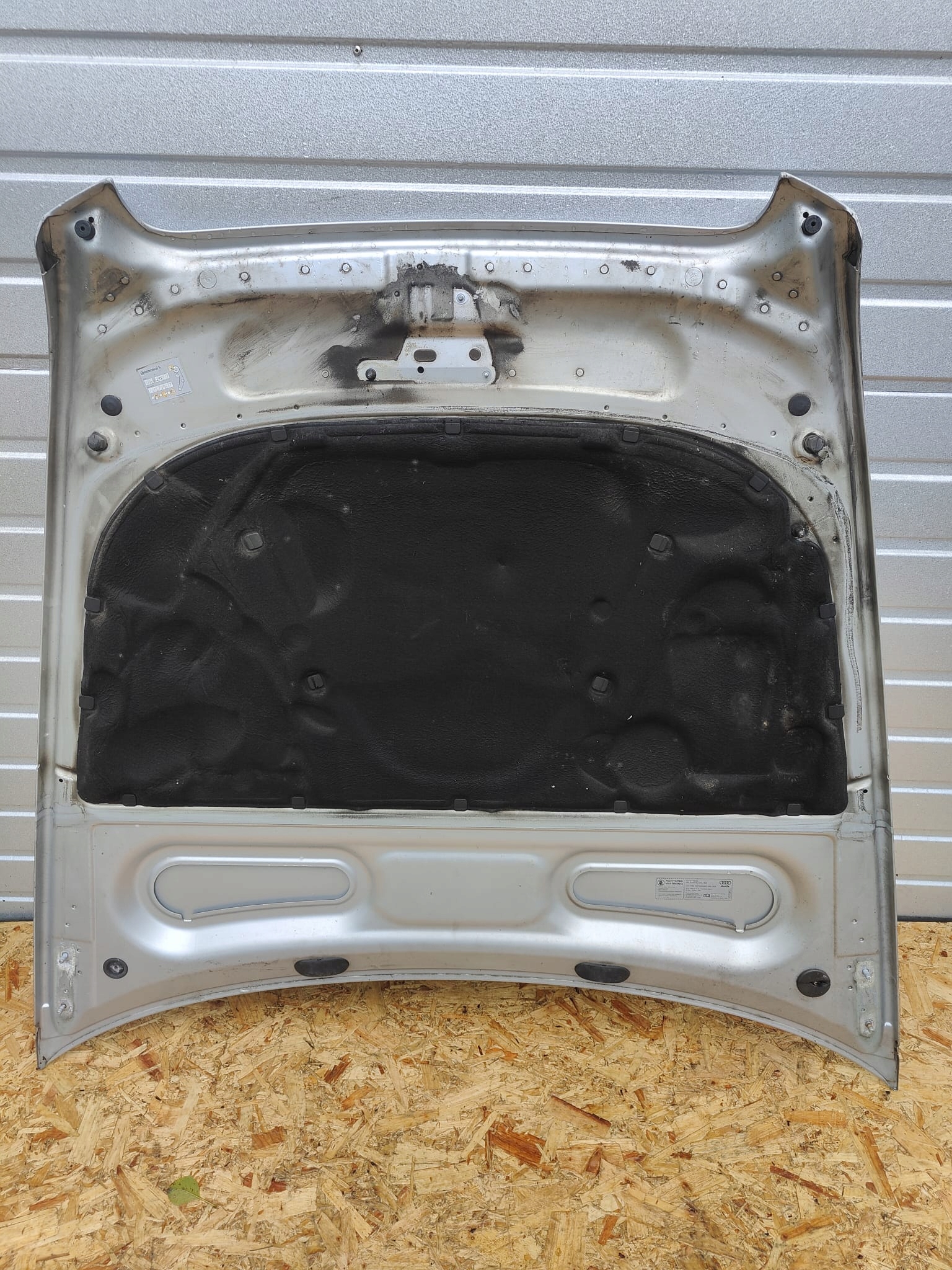Audi a6 c6 04-11 KRYT MOTORA PREDNÁ KAPOTA