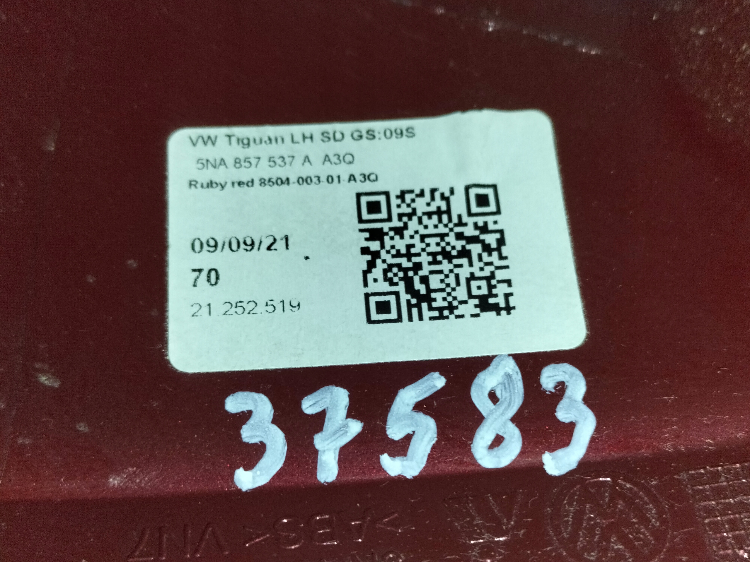OBAL KRYT ĽAVÉHO ZRKADLA VW TIGUAN II 16-