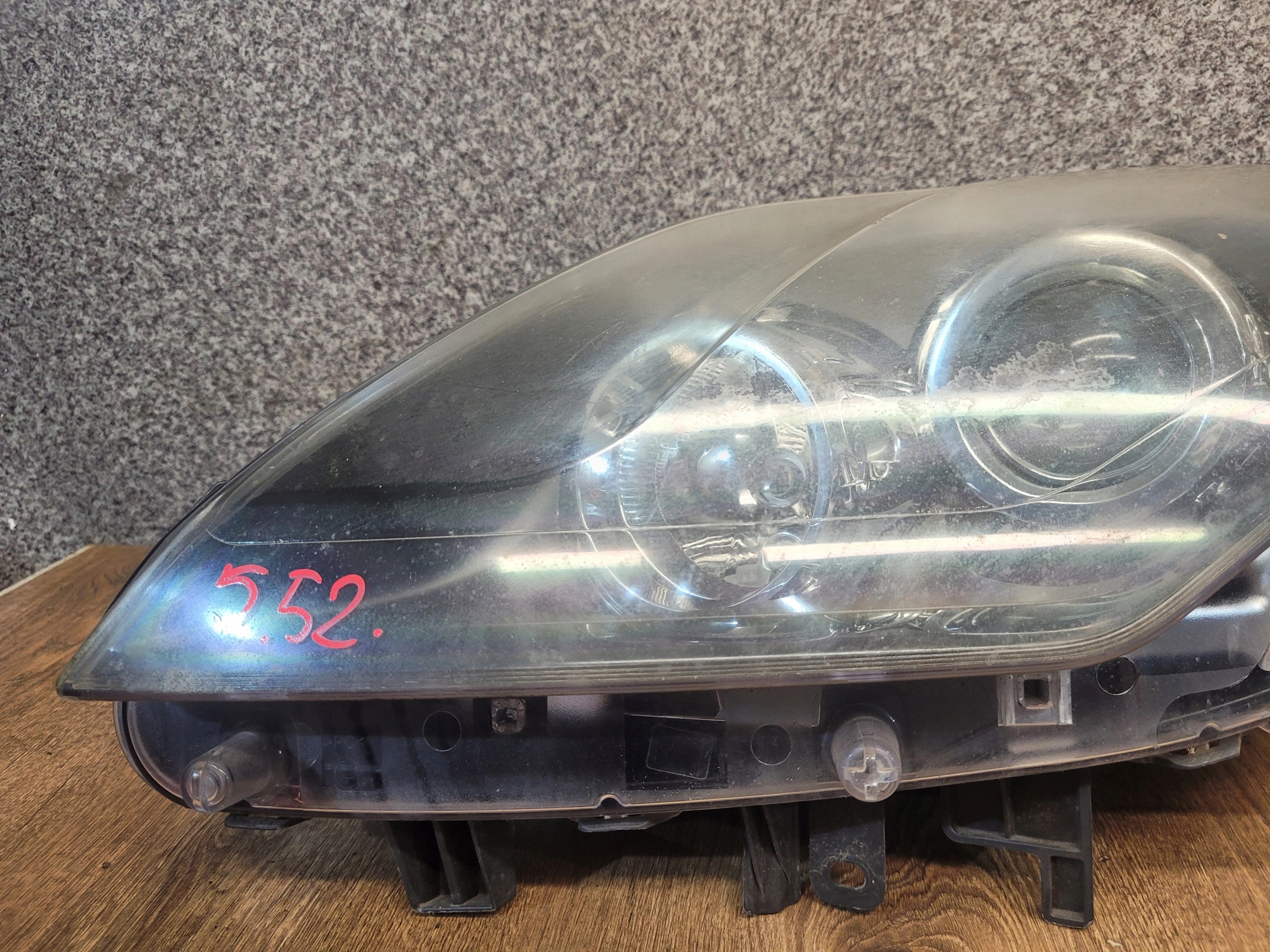 RENAULT LAGUNA III GT LAVE PREDNE SVETLO