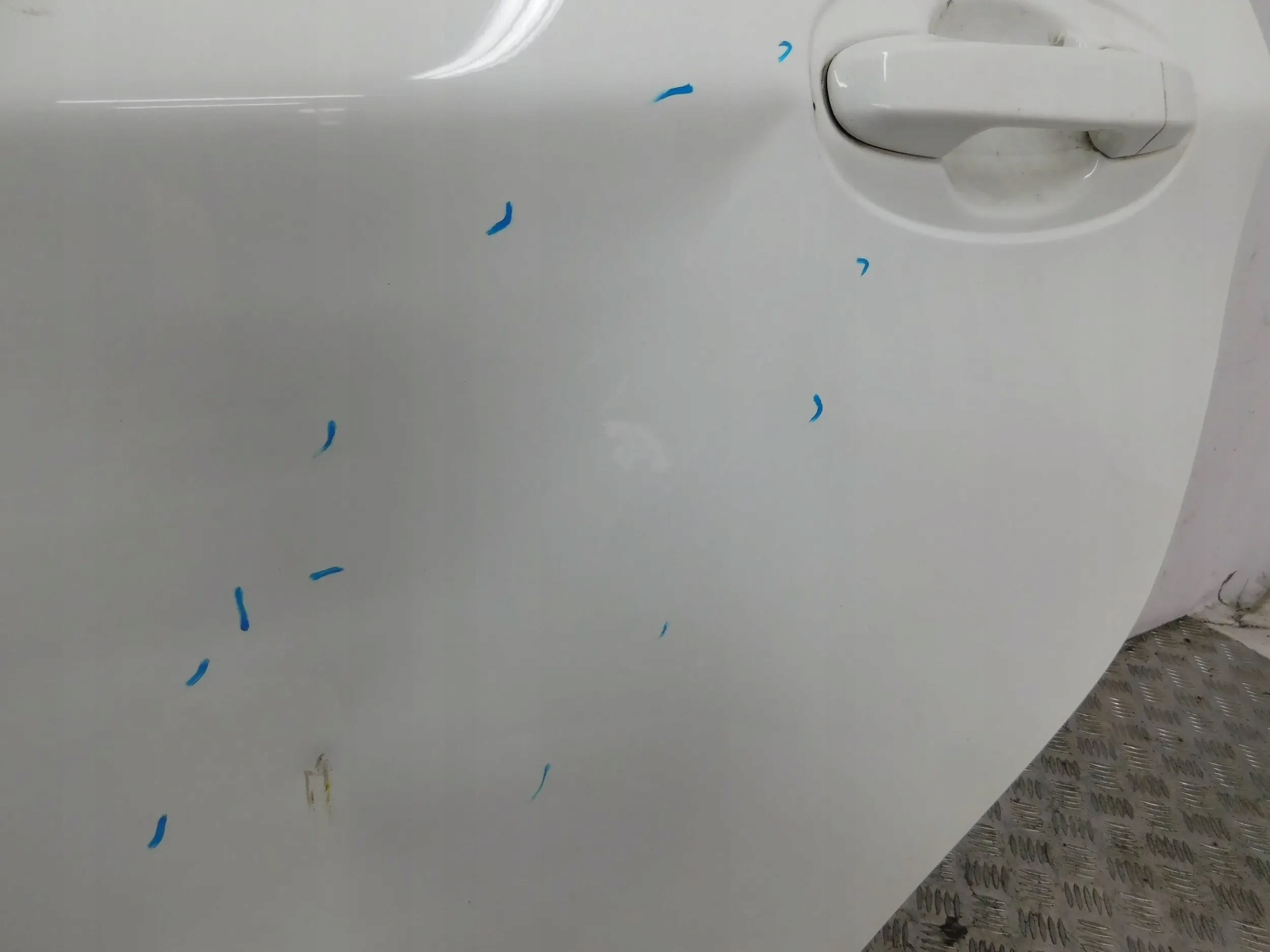 LAVE ZADNE DVERE TOYOTA YARIS III 11-