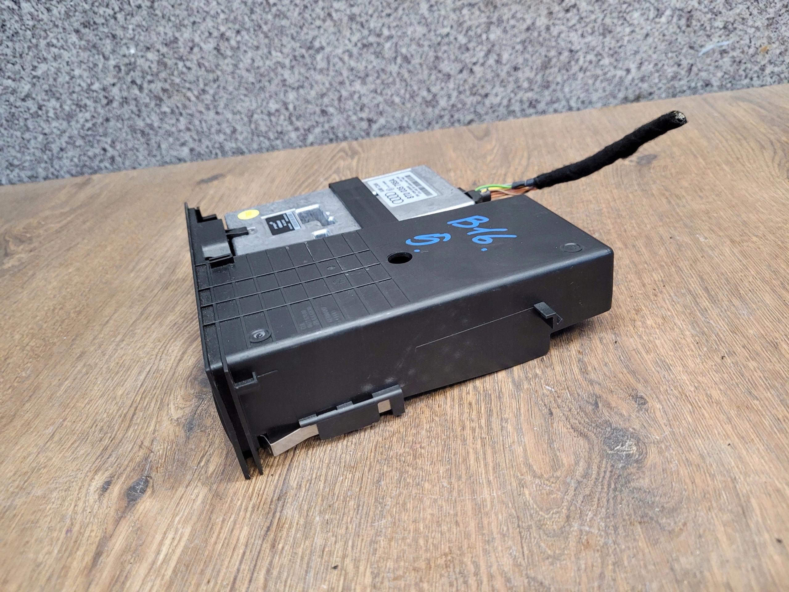 AUDI A4 B8 MODUL MMI 8T0035785A