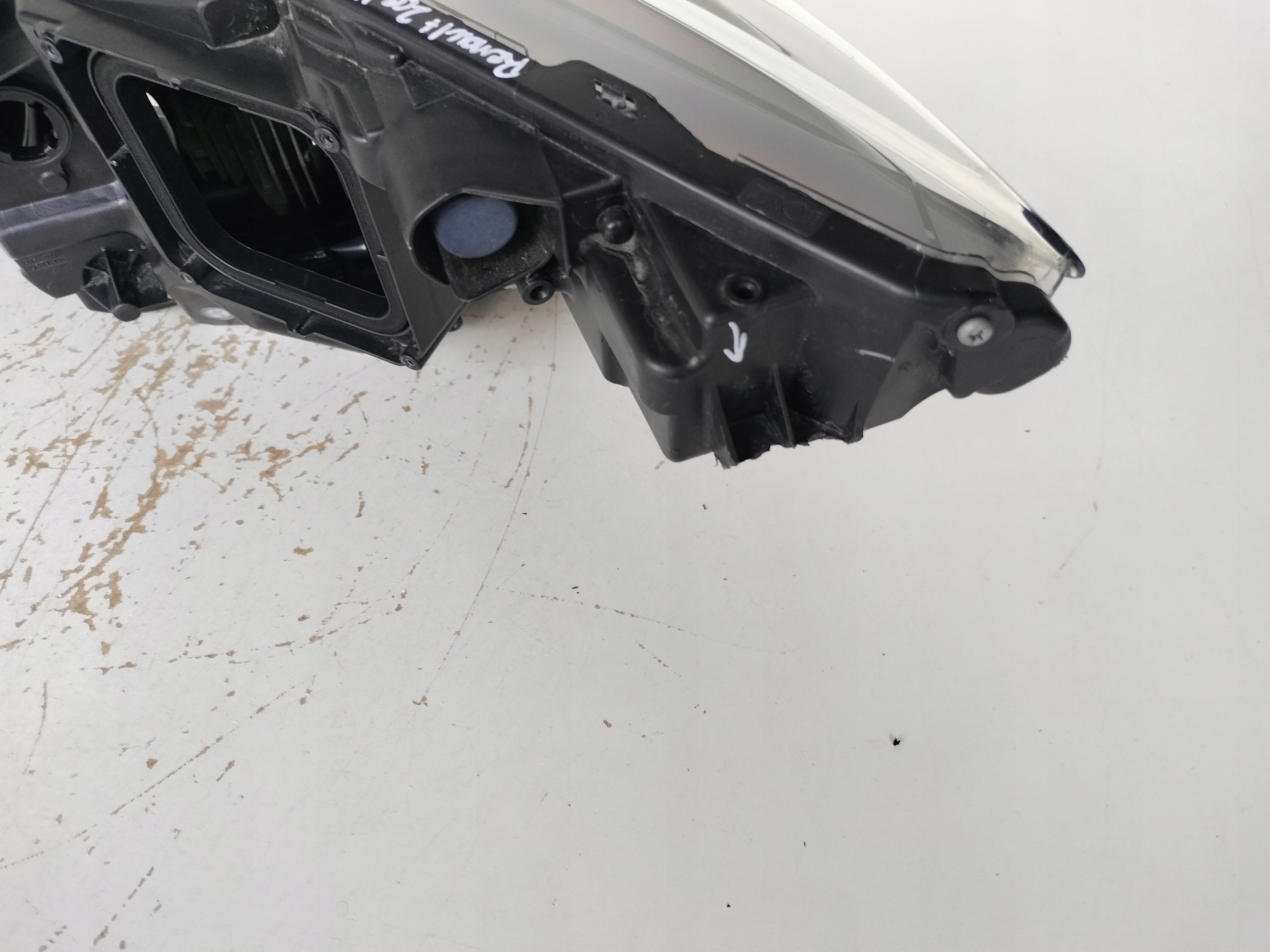 PRAVE PREDNE SVETLO RENAULT ZOE II 19- FULL LED
