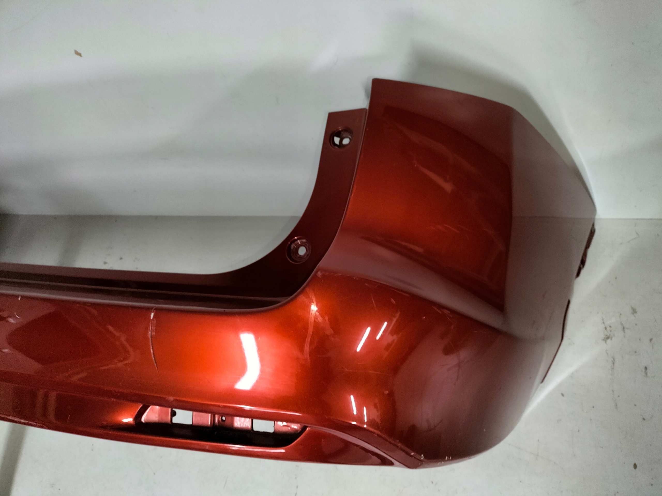 ZADNÝ NÁRAZNÍK HONDA CIVIC IX 12-16 KOMBI