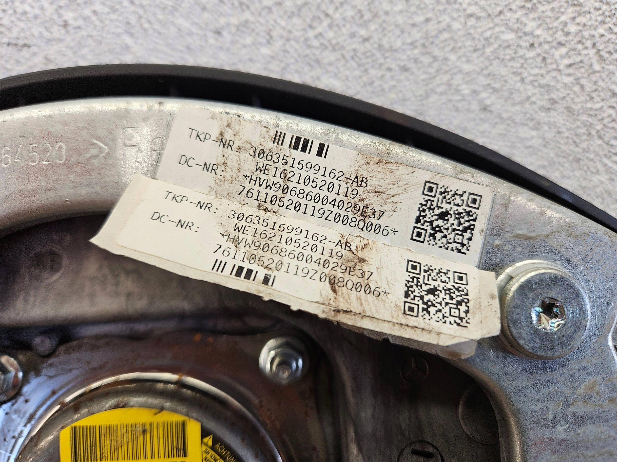 Vw Crafter VZDUCHOVY VAK AIRBAG VOLANTU  W90686004029