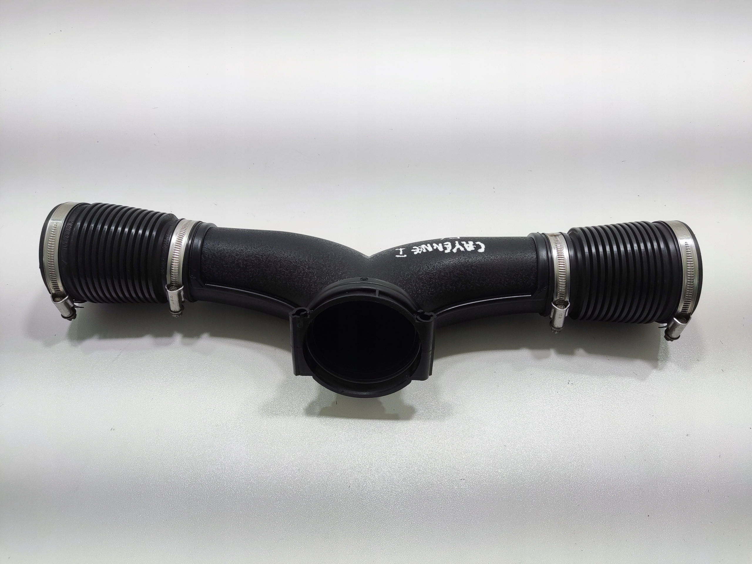 HADICA NASAVANIE VZDUCHU PORSCHE CAYENNE I 4.8 V8 2007-2009 LIFT 7L5129760A