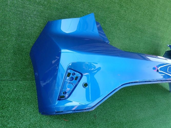 FORD FOCUS MK4 IV HB 18- ZADNÝ NÁRAZNÍK