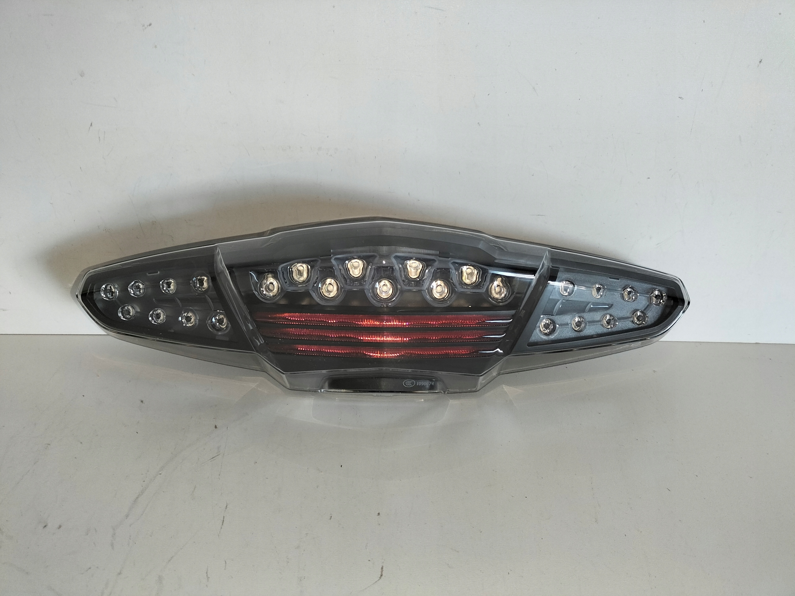 ZADNE SVETLO MOTOR BMW K1600 GT GTL 11-