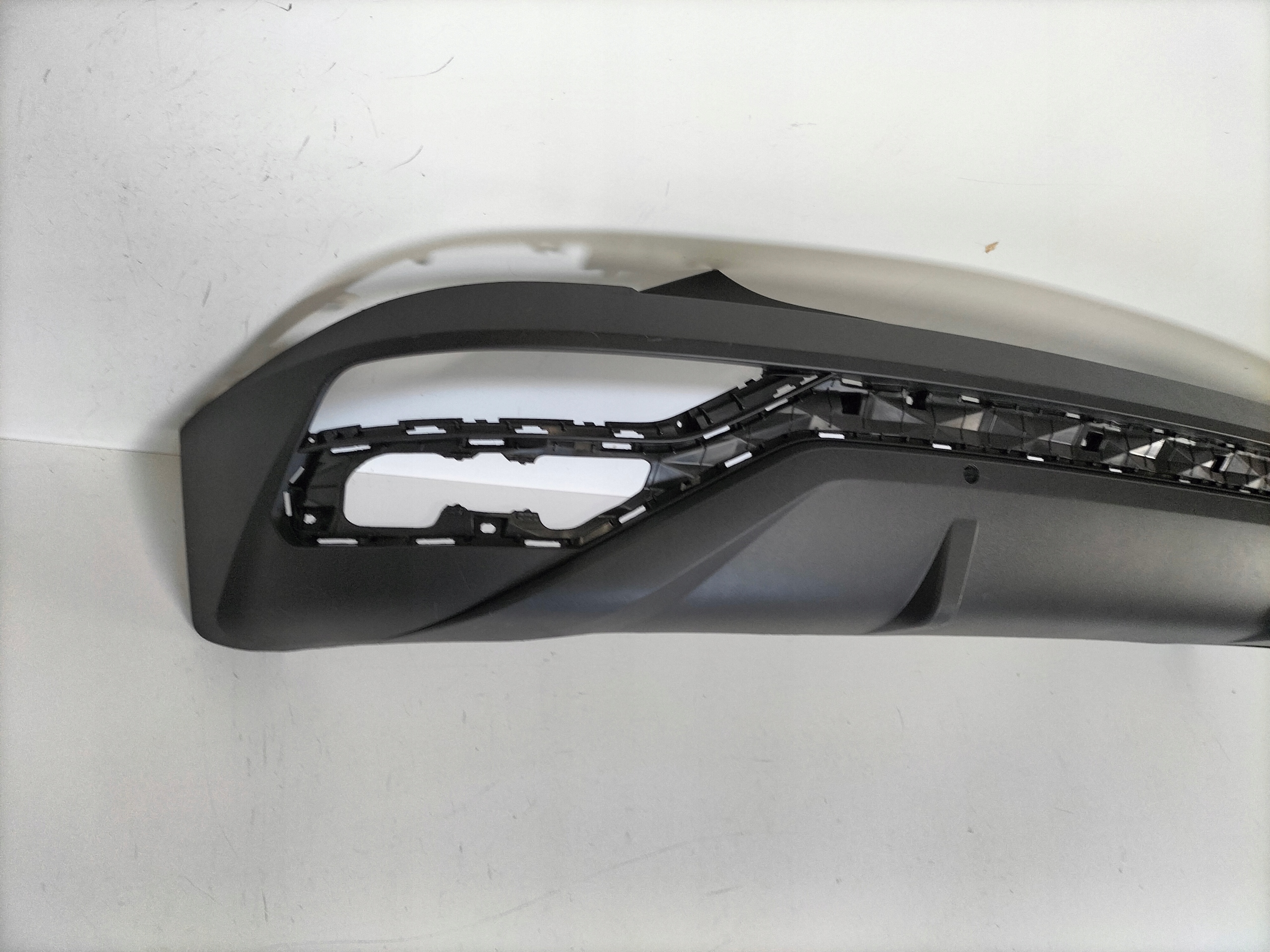 ZADNÝ NÁRAZNÍK HYUNDAI TUCSON 4 IV 20-