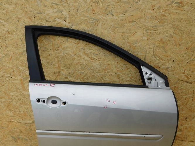 RENAULT LAGUNA III PRAVE PREDNE DVERE
