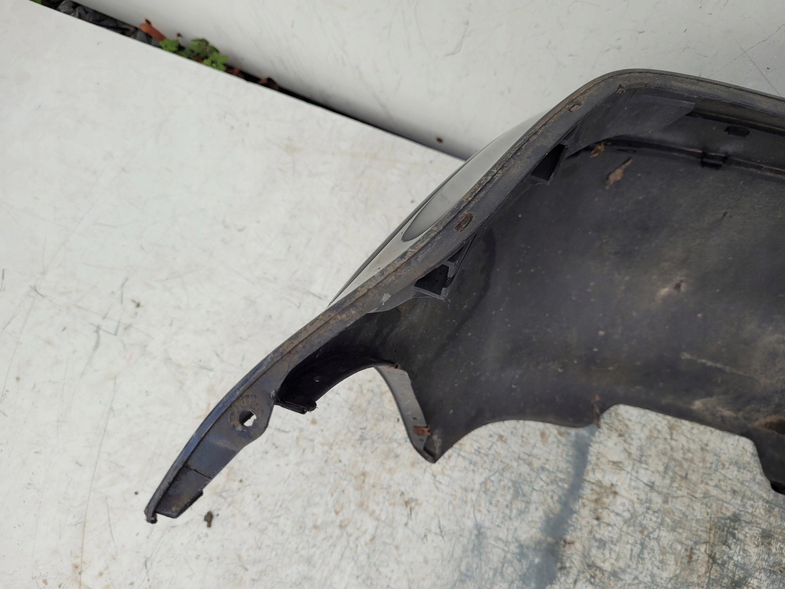 VW POLO 6N LIFT NÁRAZNÍK ZADNÝ NÁRAZNÍK